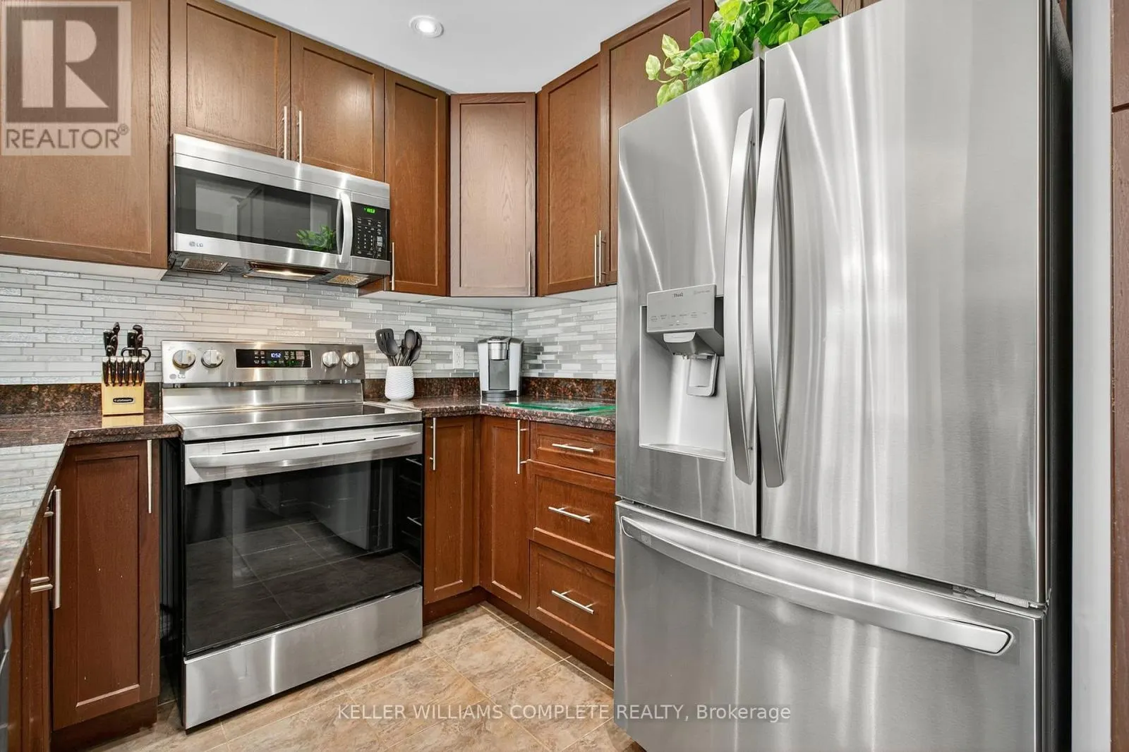 3 - 21 ATESSA DRIVE