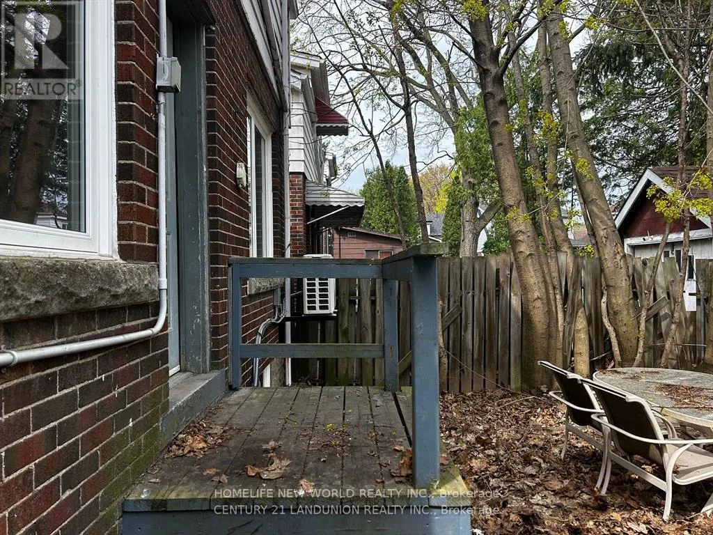 MAIN RM 2 - 46 ARNOLD STREET
