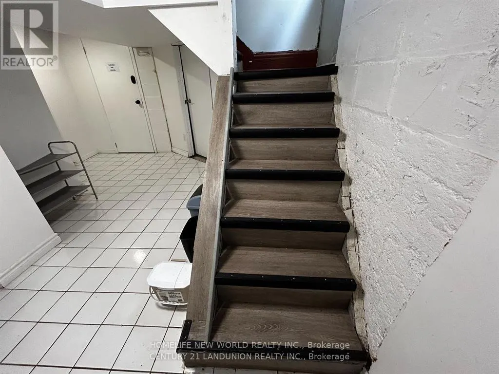 MAIN RM 2 - 46 ARNOLD STREET
