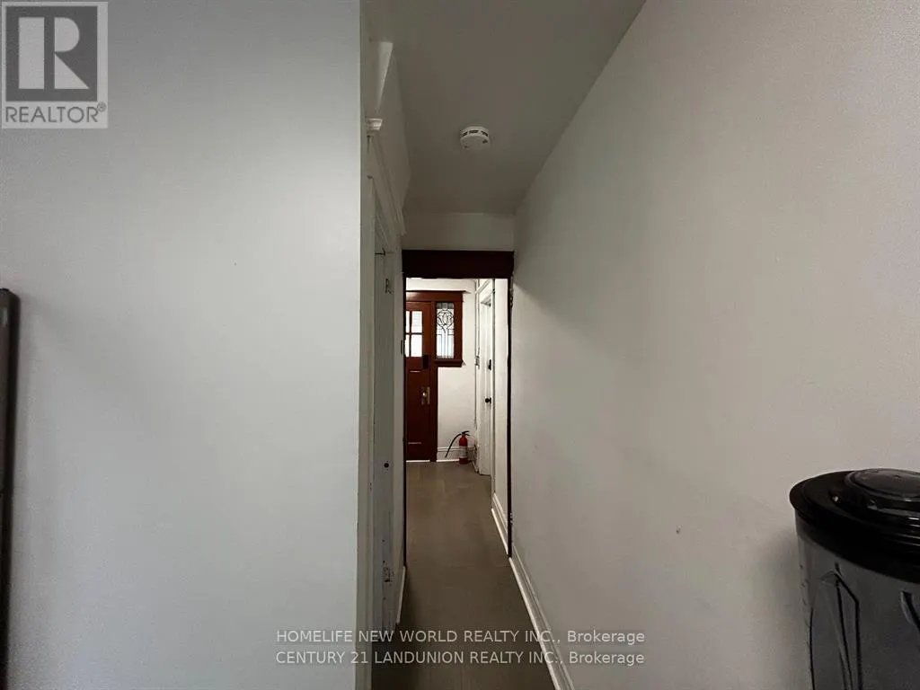 MAIN RM 2 - 46 ARNOLD STREET