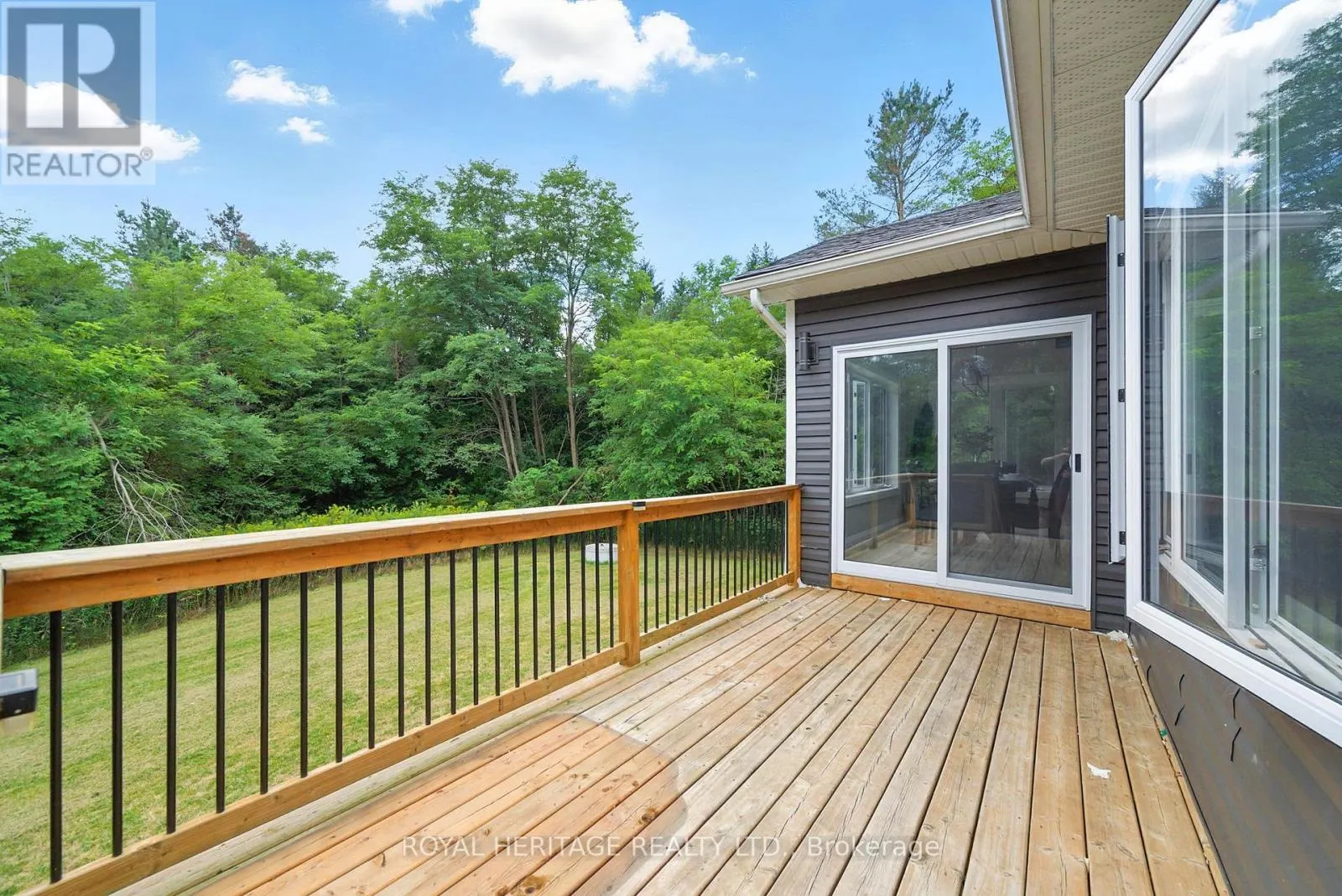 827 DINGMAN ROAD