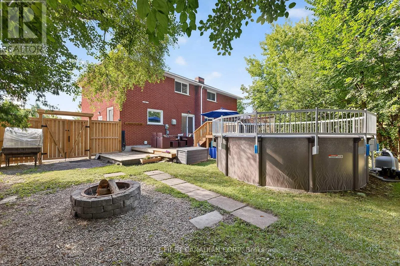 565 RINGTON CRESCENT