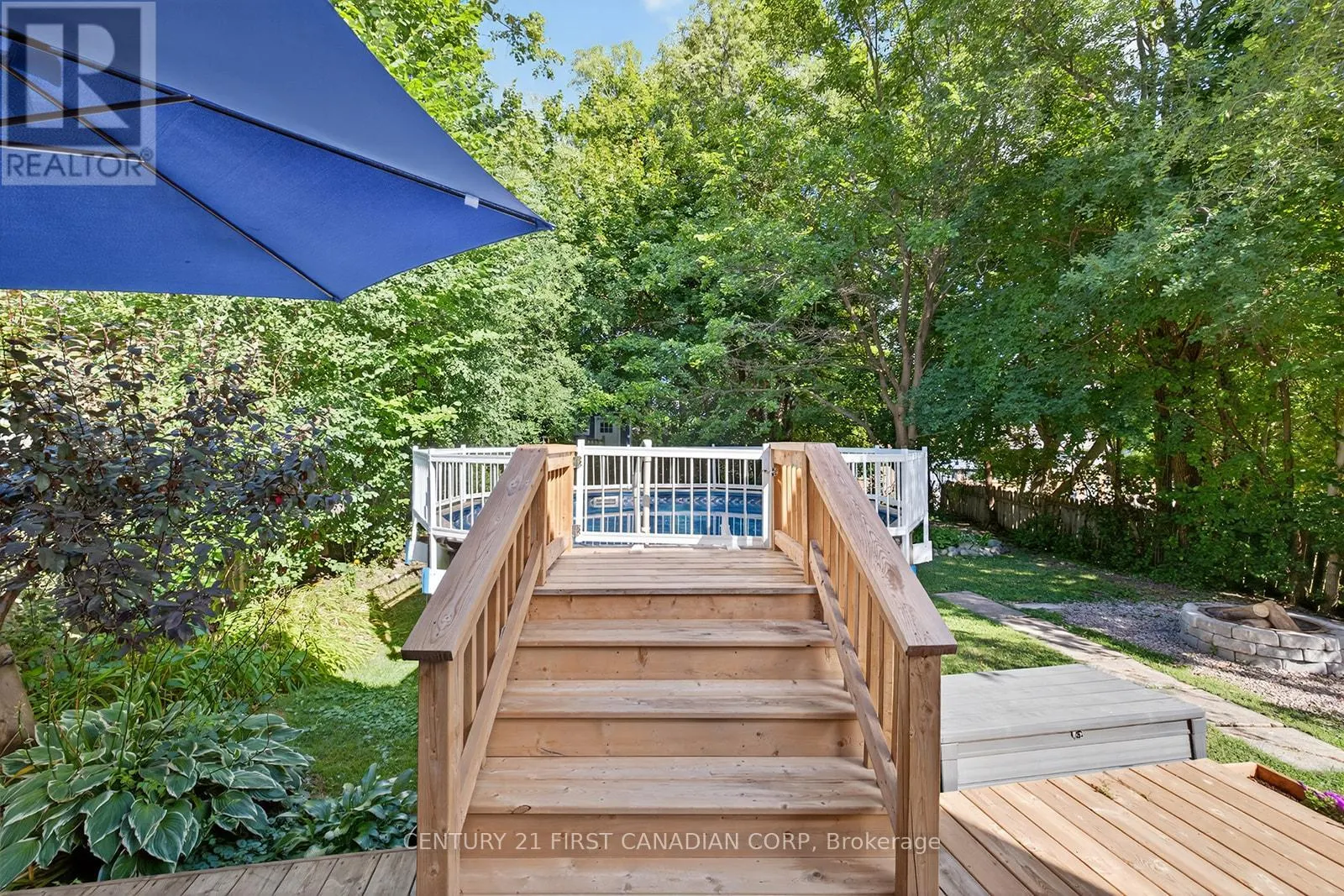 565 RINGTON CRESCENT