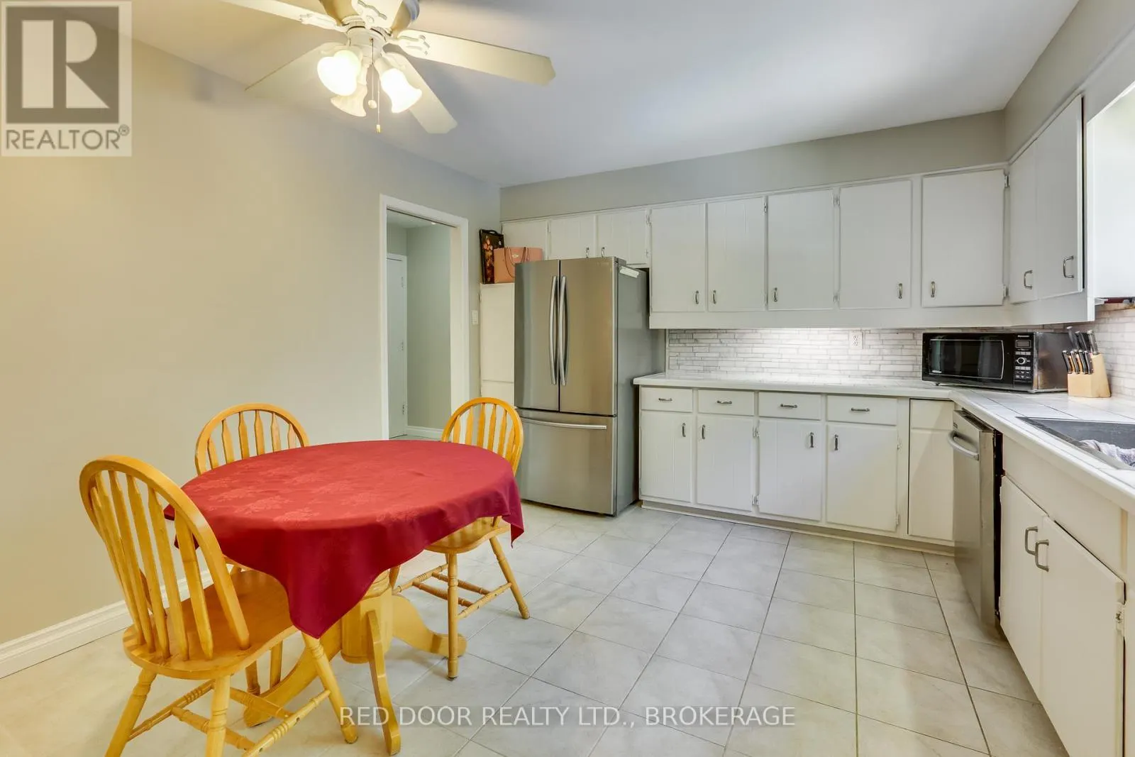 79 GREENBRIER CRESCENT