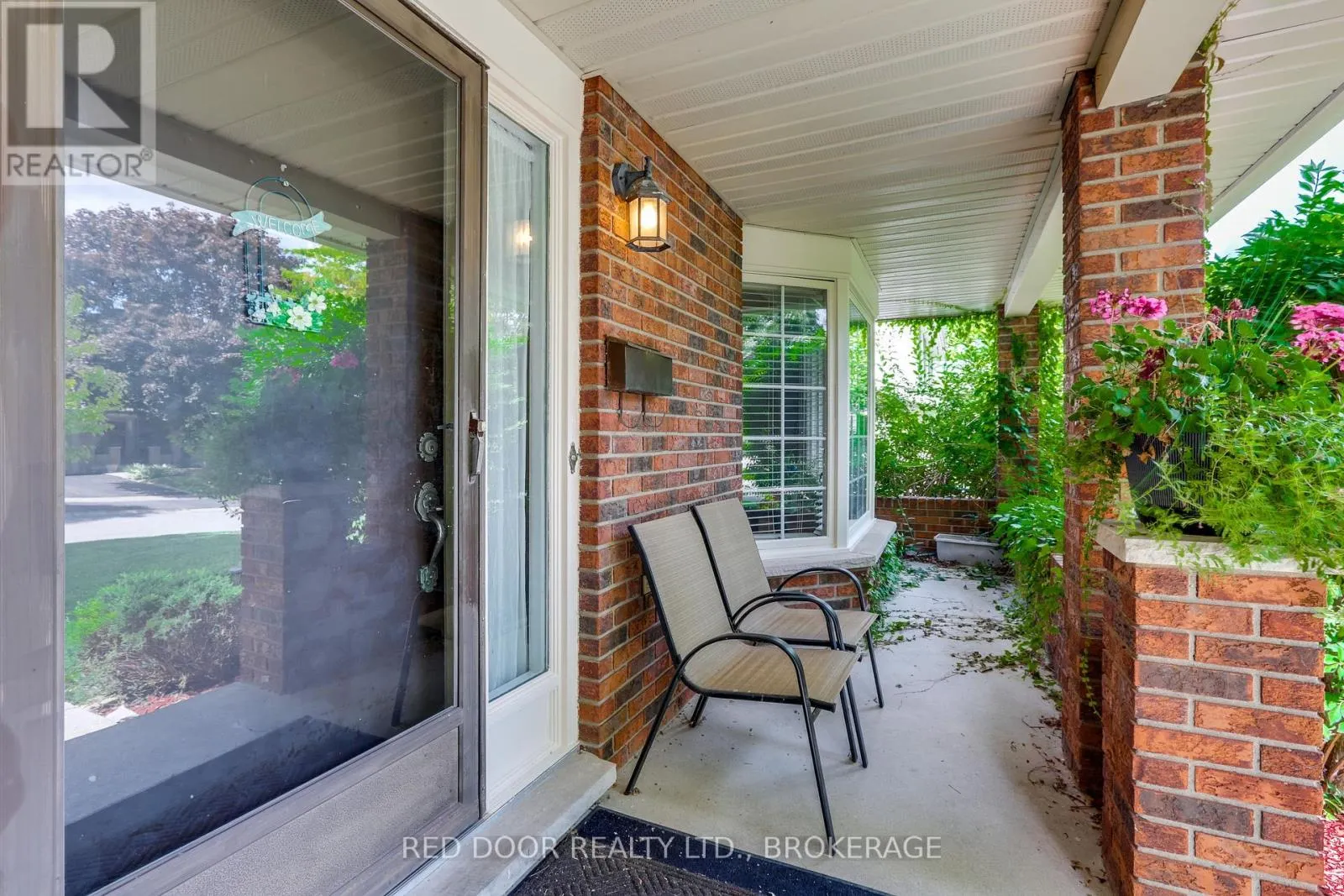 79 GREENBRIER CRESCENT
