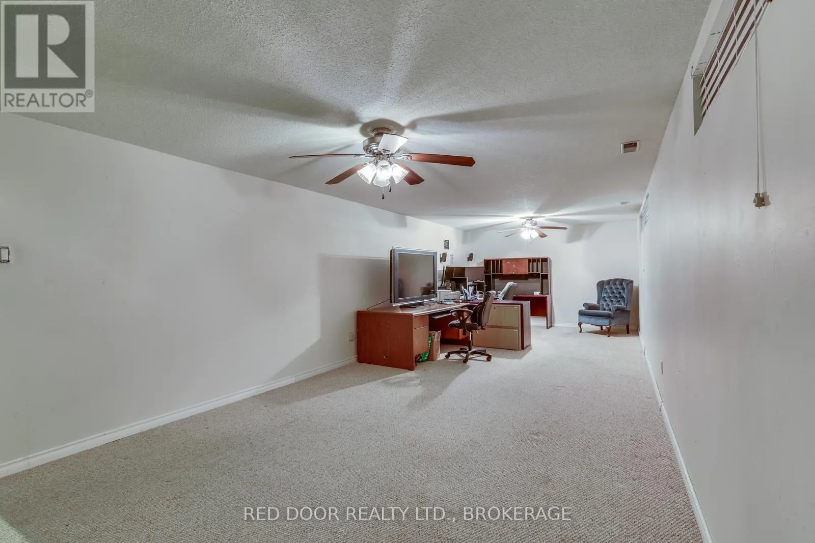 79 GREENBRIER CRESCENT