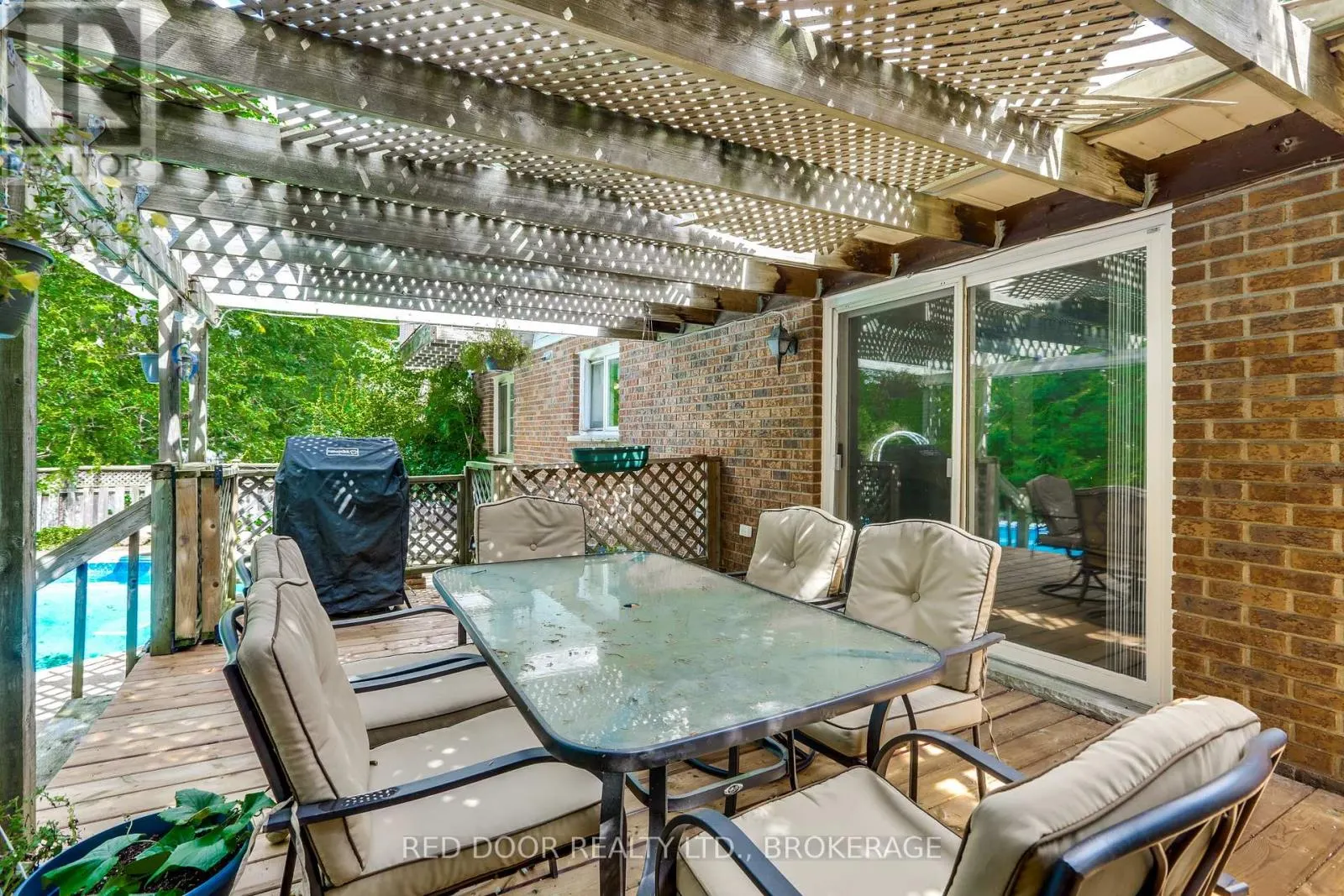 79 GREENBRIER CRESCENT