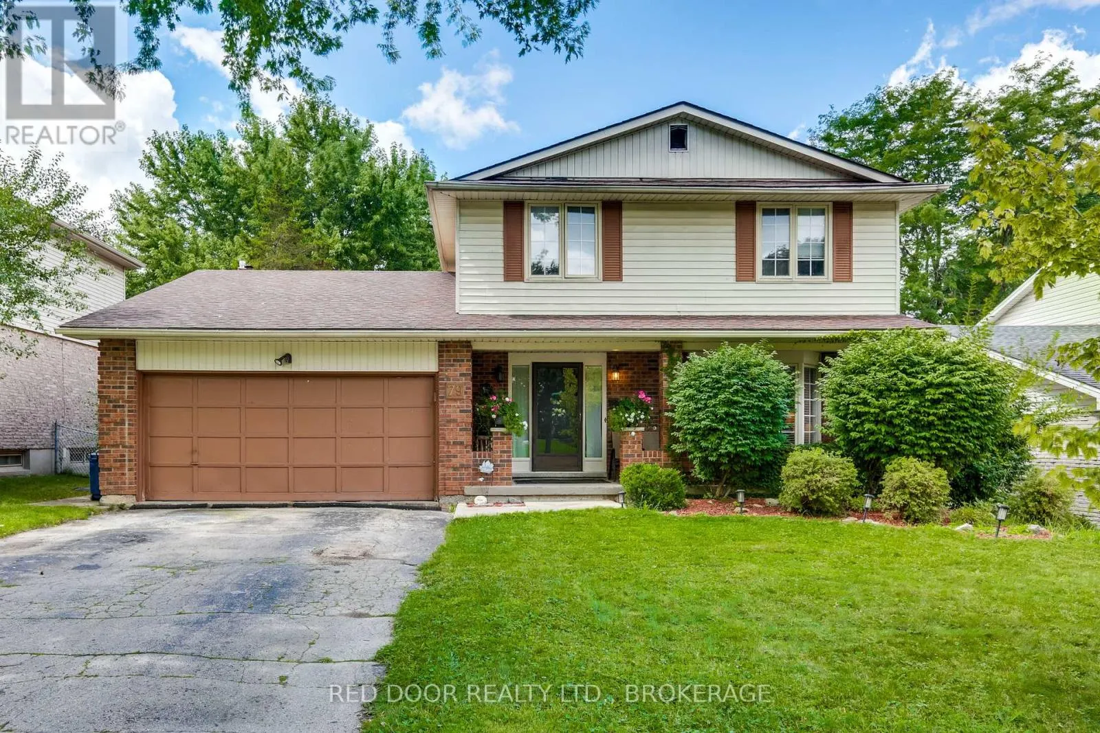79 GREENBRIER CRESCENT