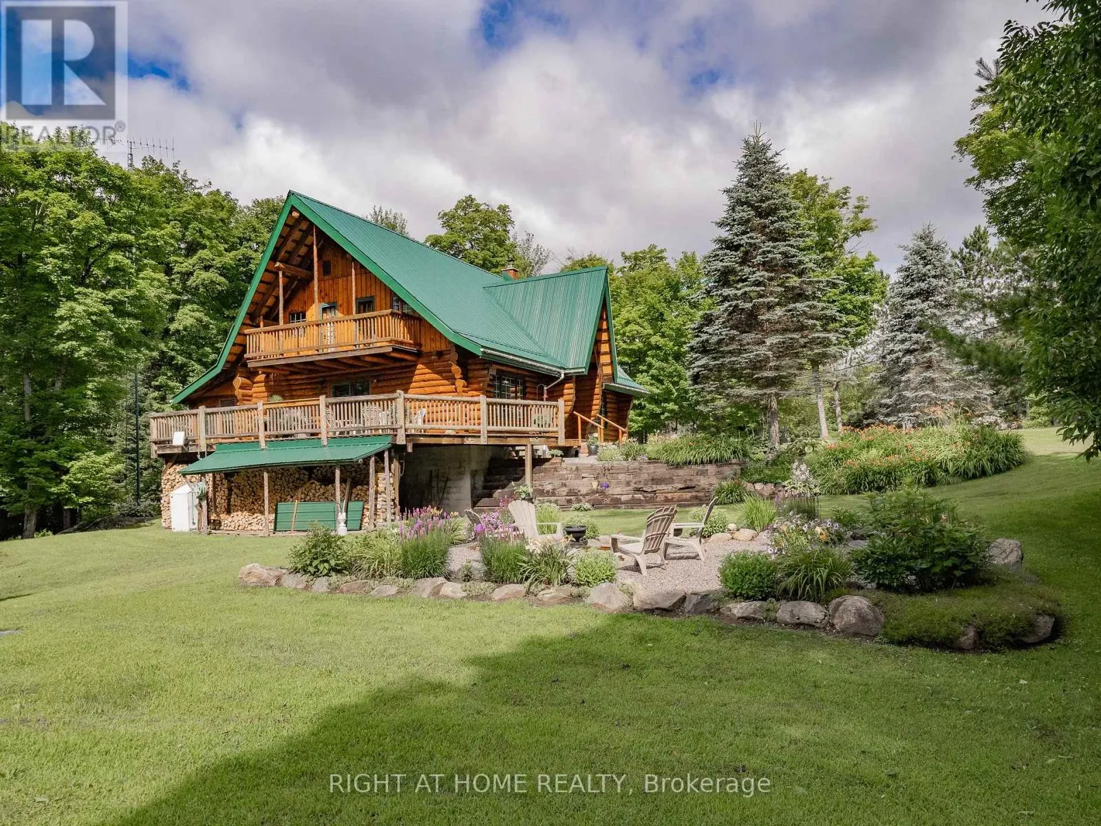 1696 HIGHWAY 118 E