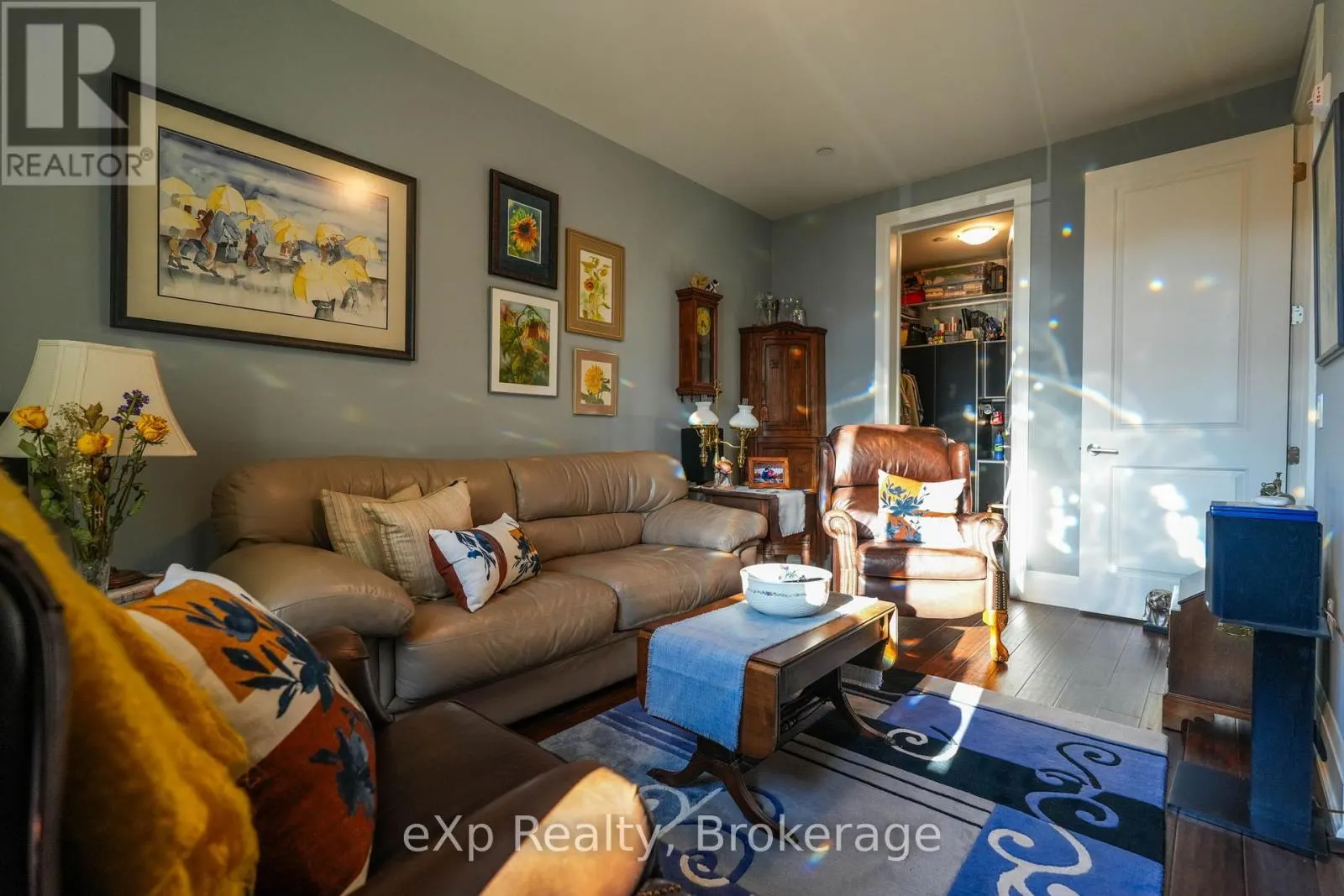 203 - 80 9TH STREET E, #203