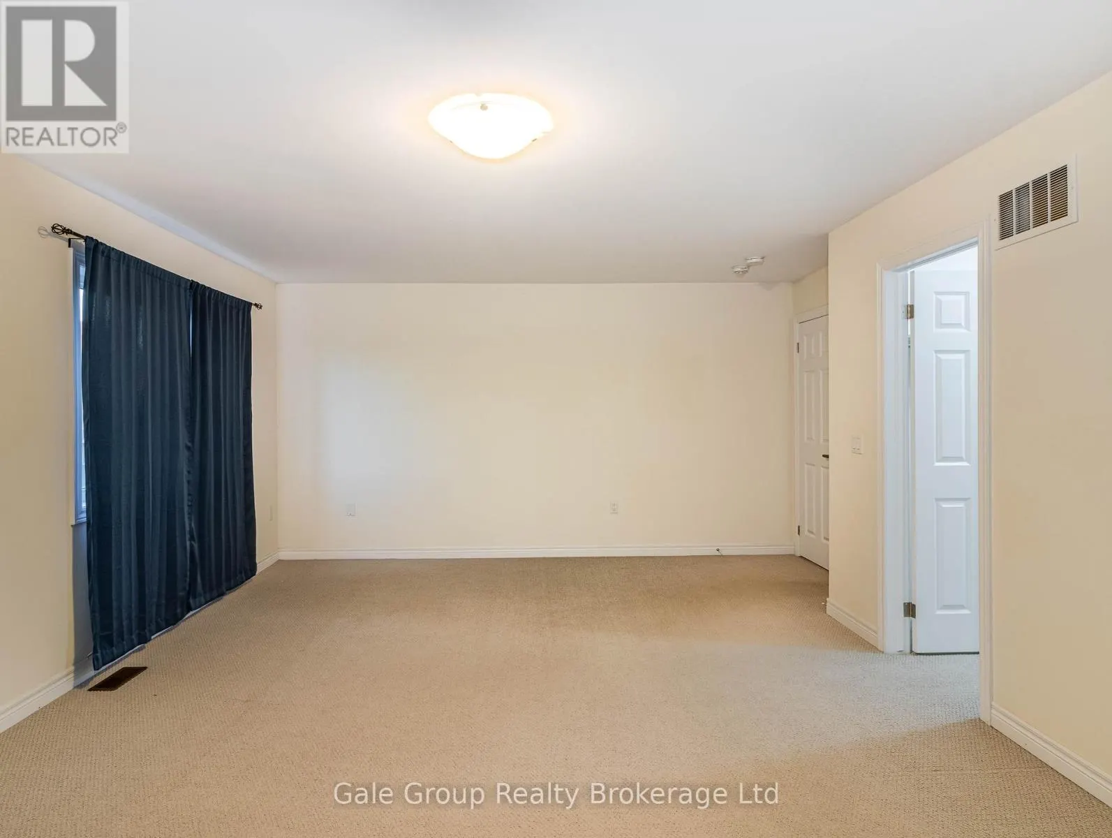 200 HARCOURT CRESCENT S