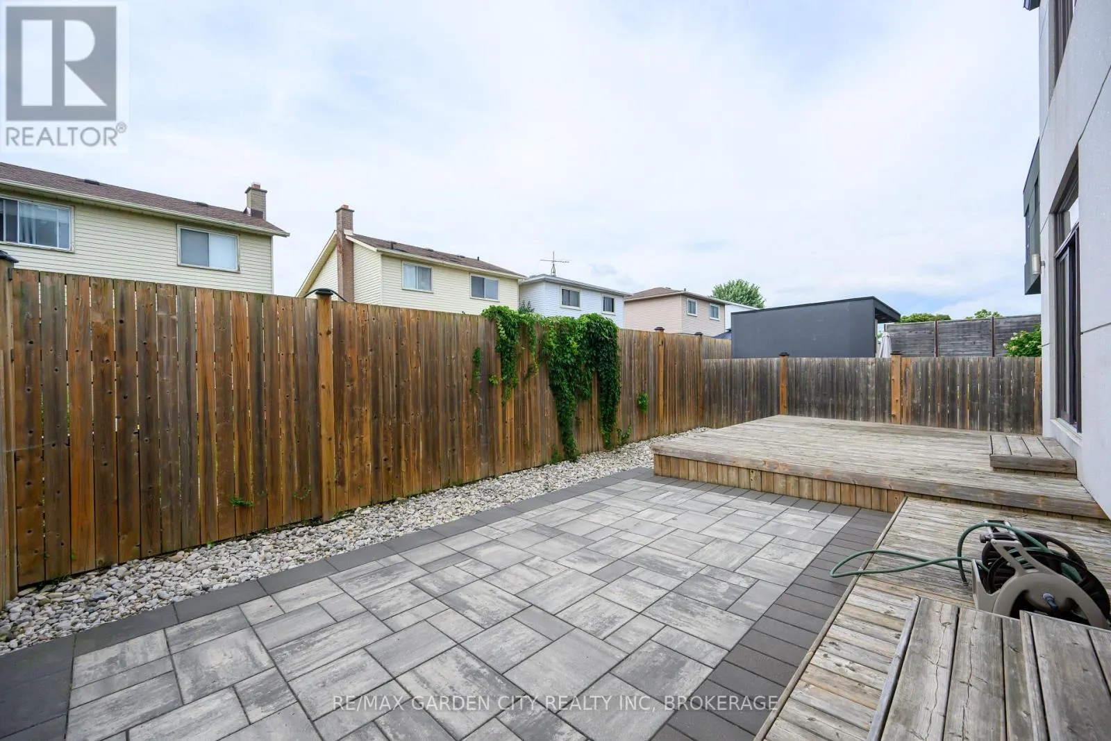 12 1/2 BEAMER COURT
