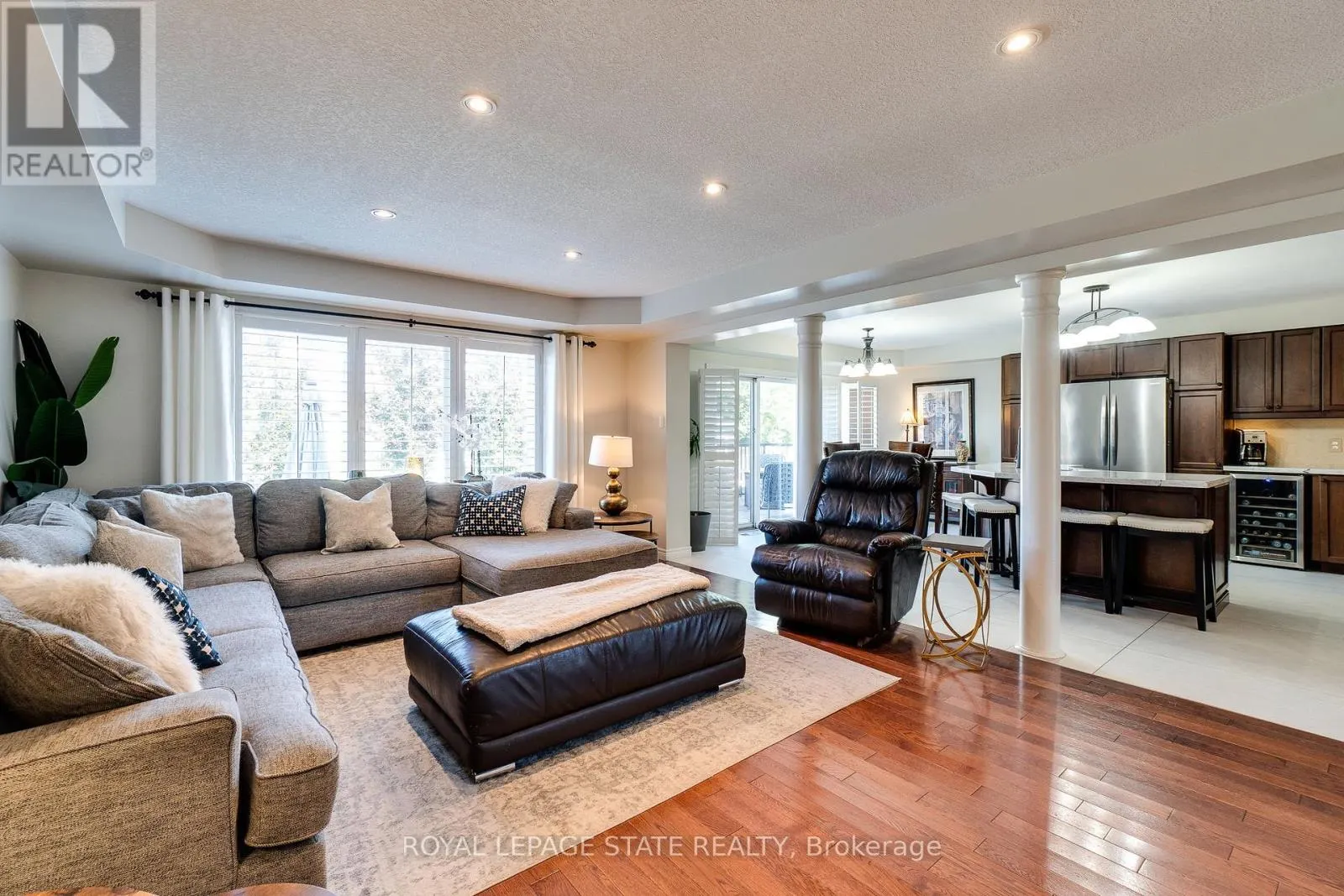 274 SPRINGVALLEY CRESCENT