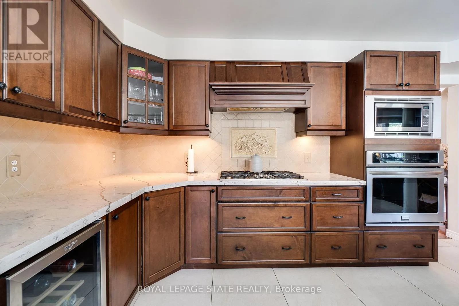 274 SPRINGVALLEY CRESCENT