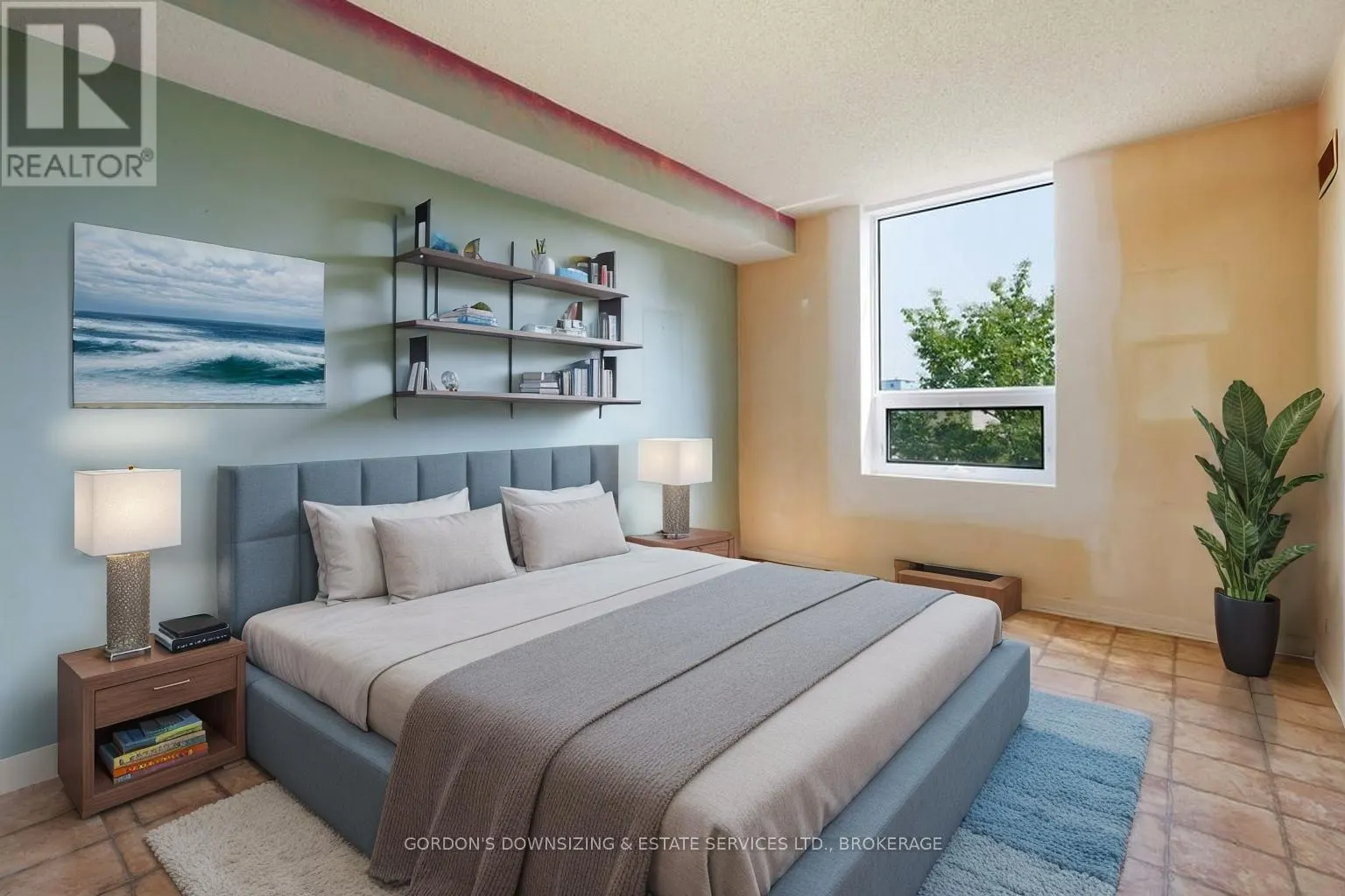 411 - 35 HOLLAND AVENUE, #411