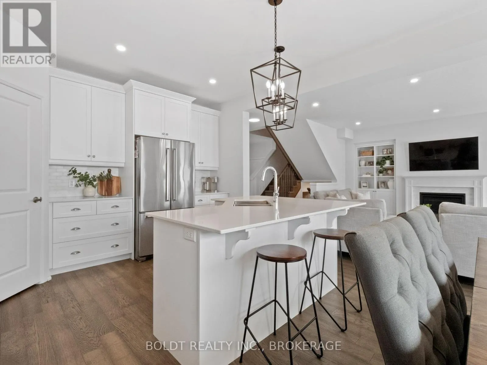 3980 HIGHLAND PARK DRIVE