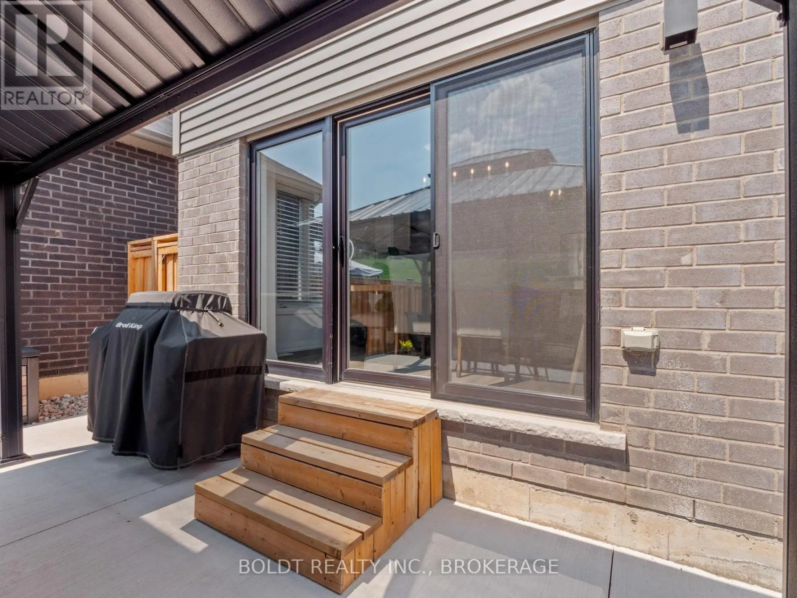 3980 HIGHLAND PARK DRIVE