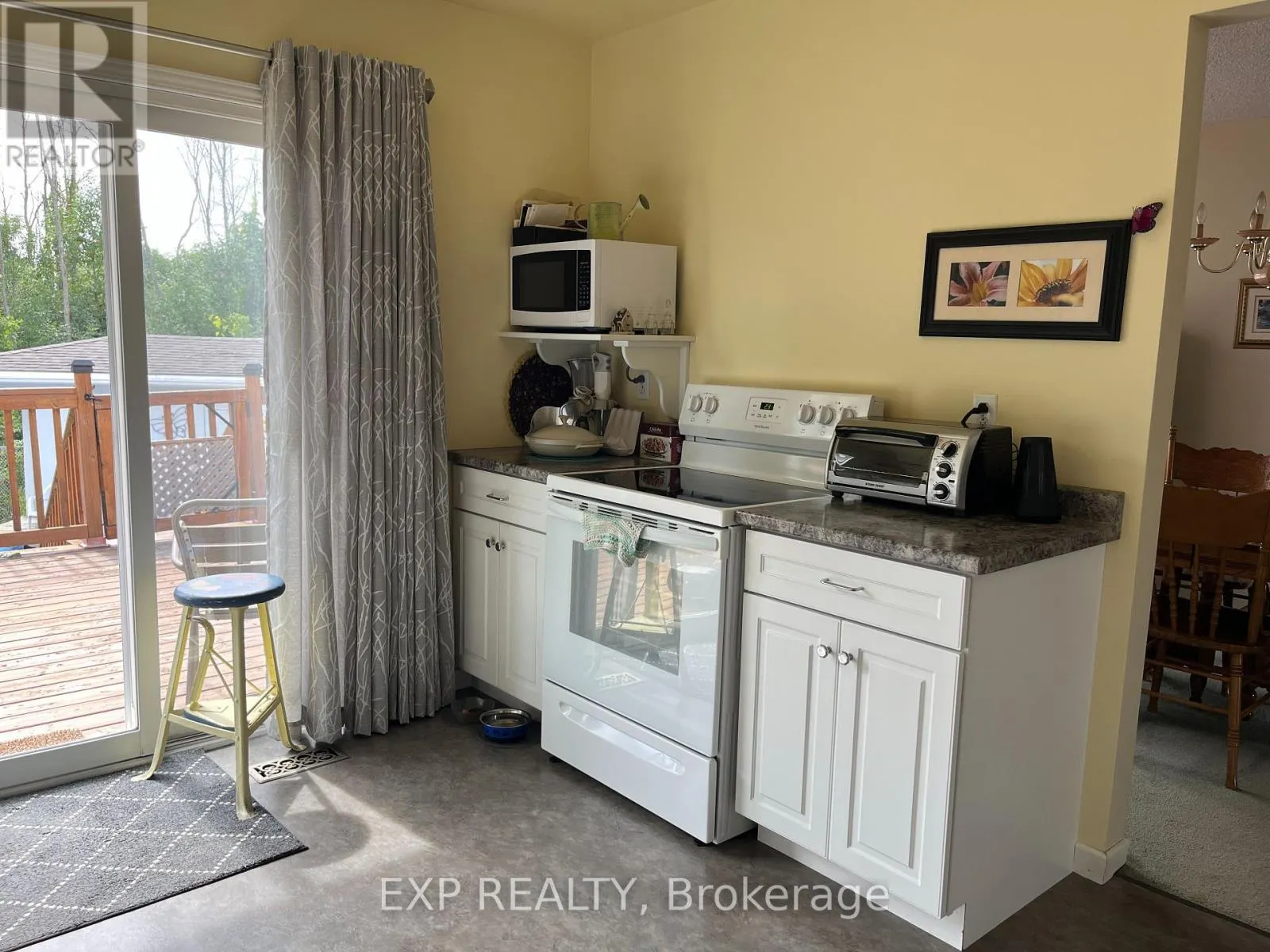 14 DIXIE PLACE