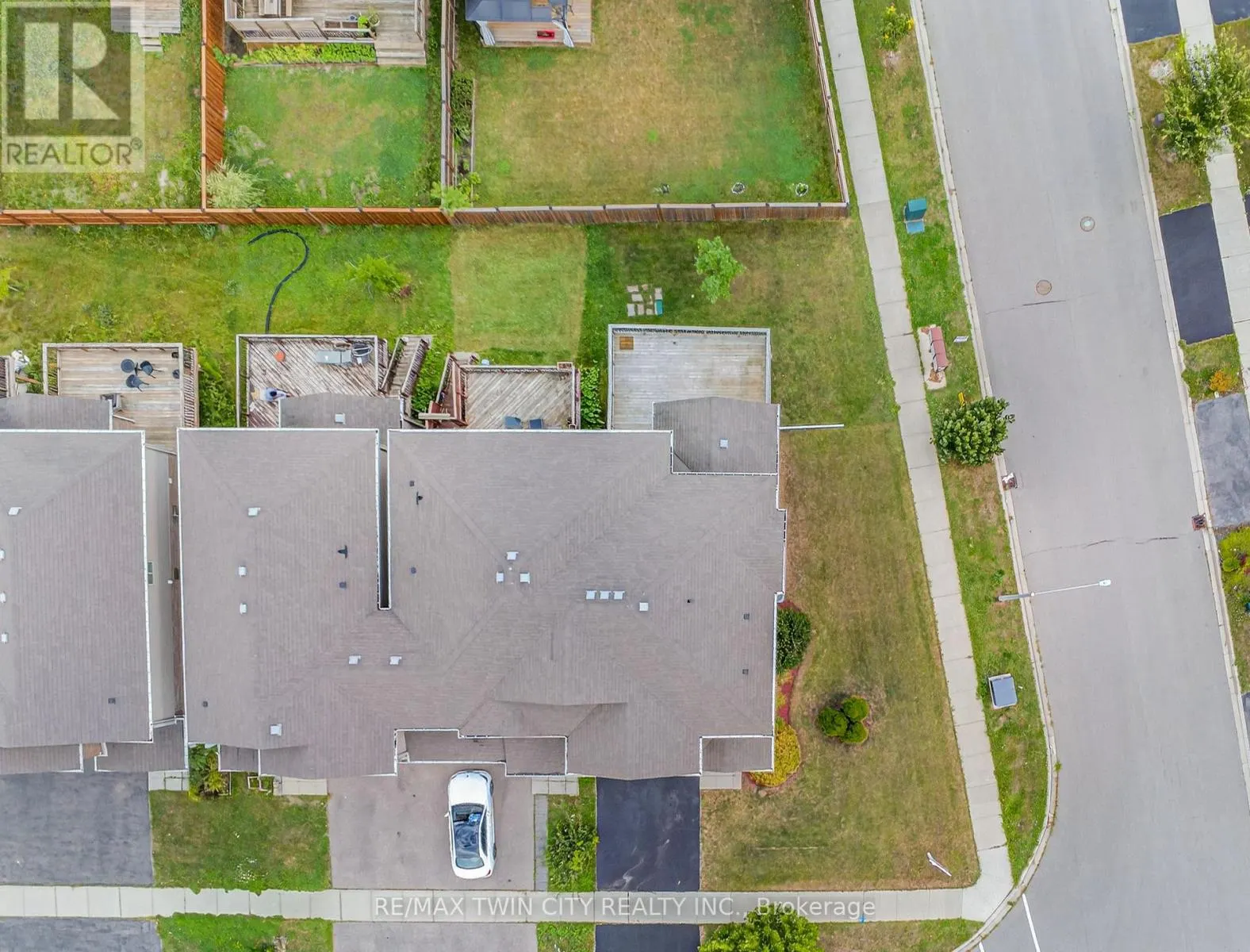 420 AVENS STREET