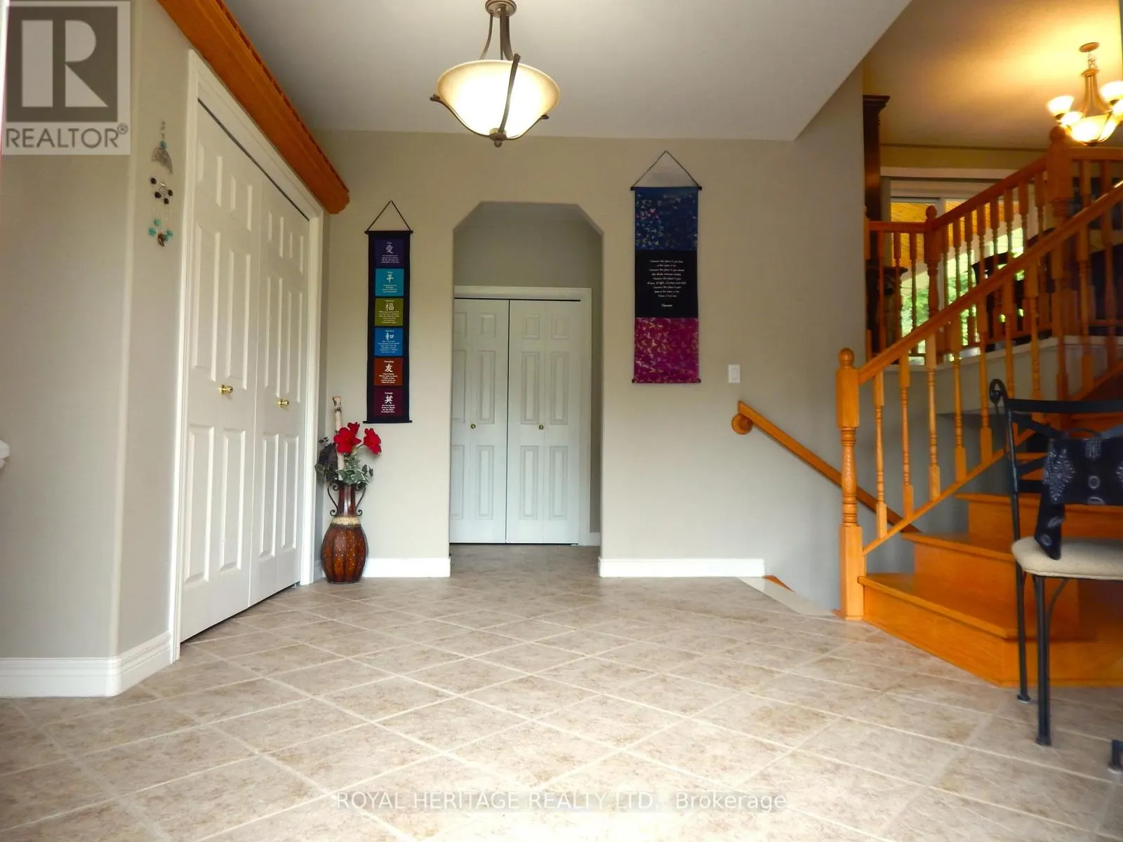 10 VICARI ROAD