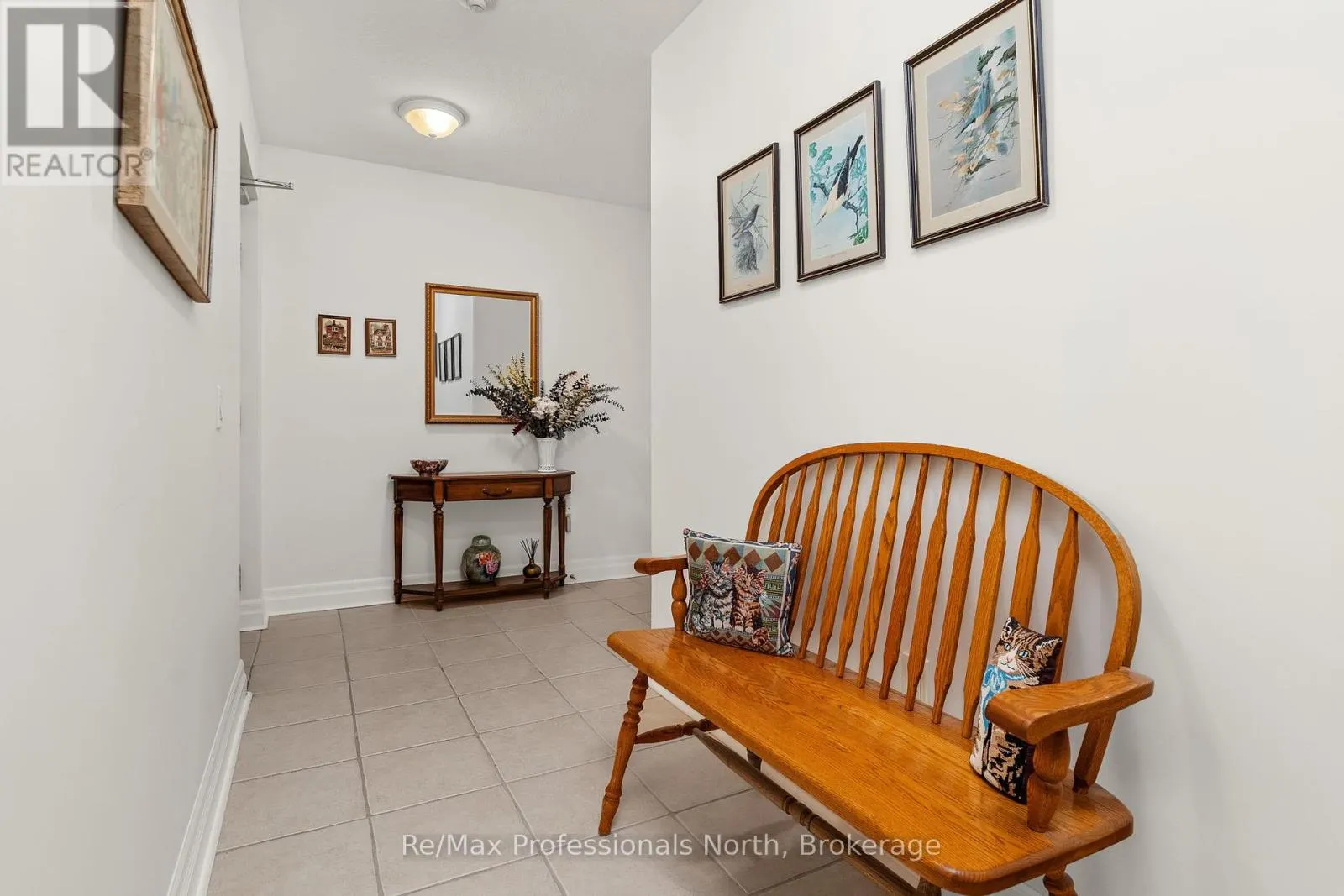 207 - 110 STEAMSHIP BAY ROAD, #207