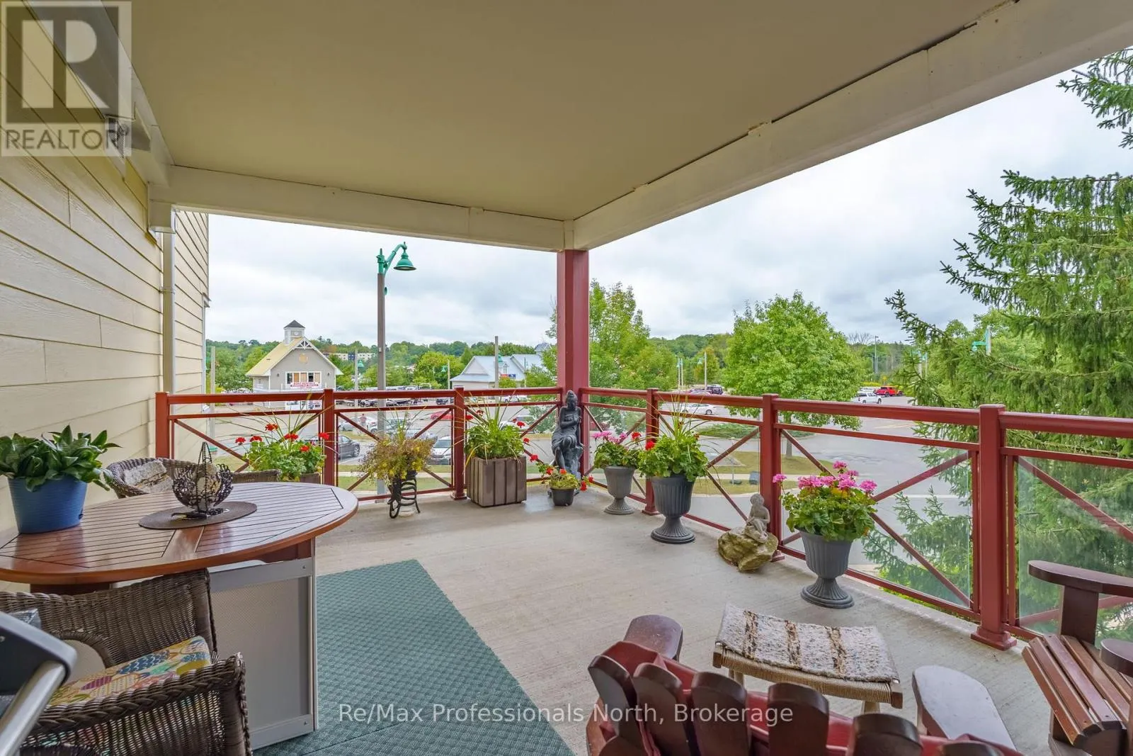 207 - 110 STEAMSHIP BAY ROAD, #207