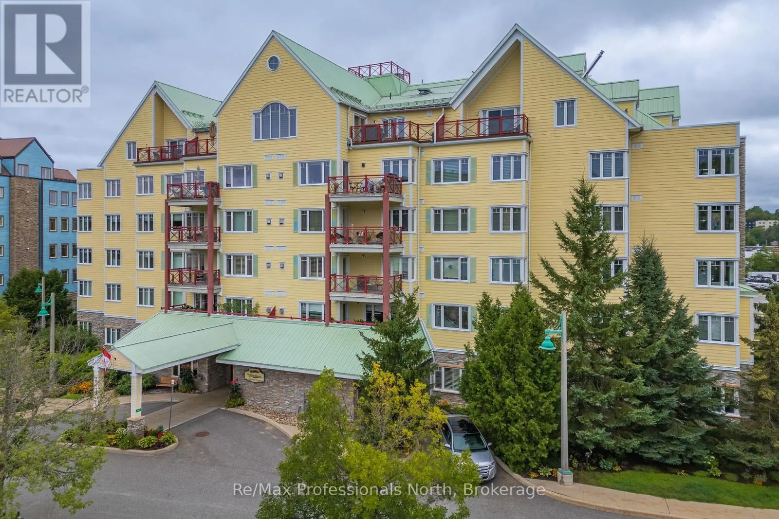 207 - 110 STEAMSHIP BAY ROAD, #207