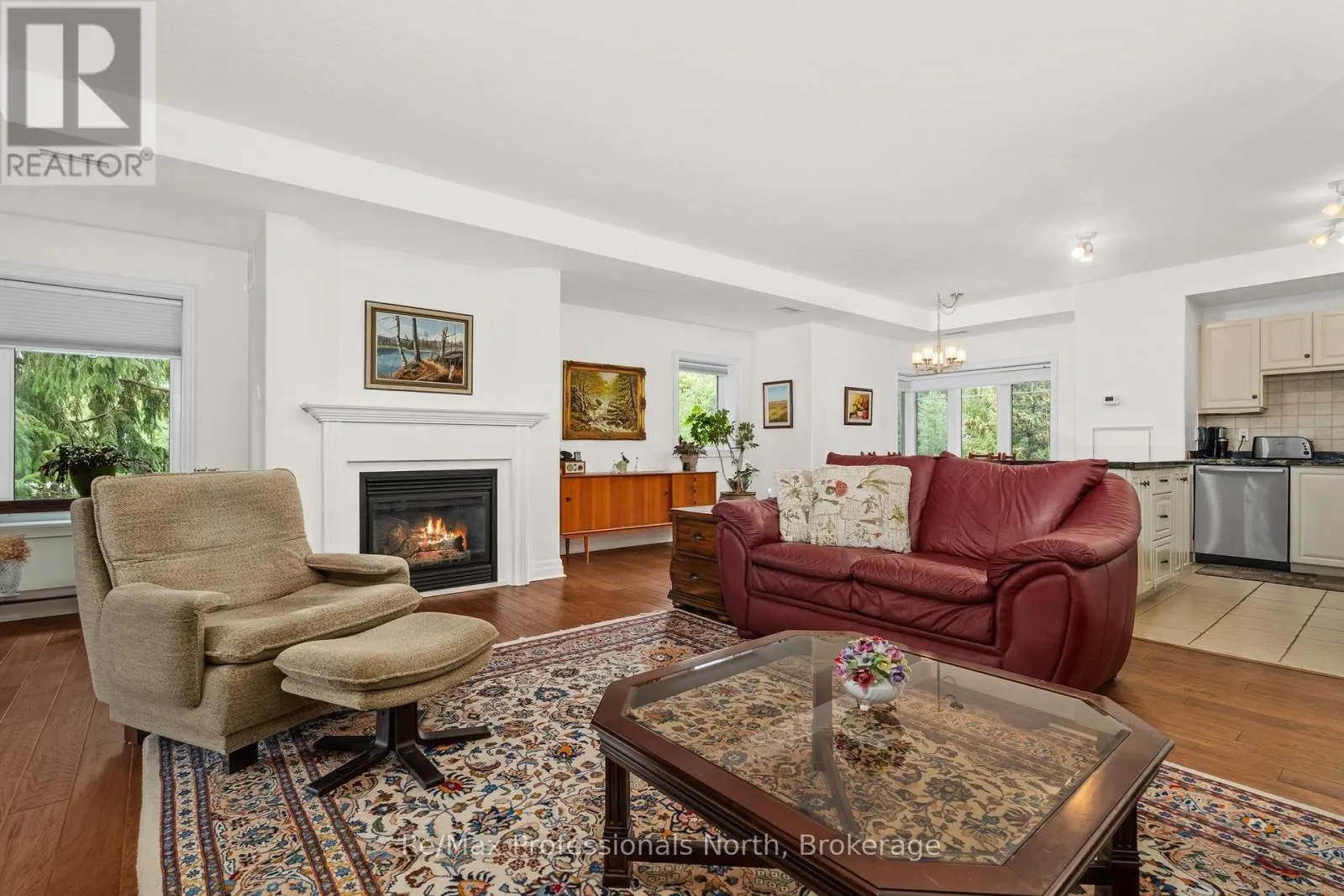 207 - 110 STEAMSHIP BAY ROAD, #207