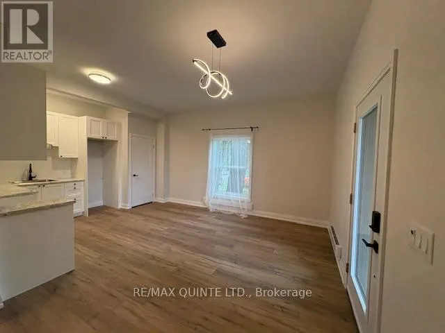 4 - 22 MCGILL STREET, #4