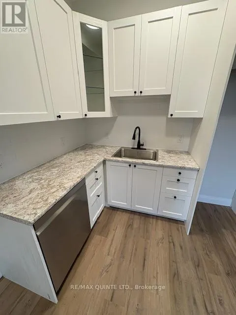 4 - 22 MCGILL STREET, #4