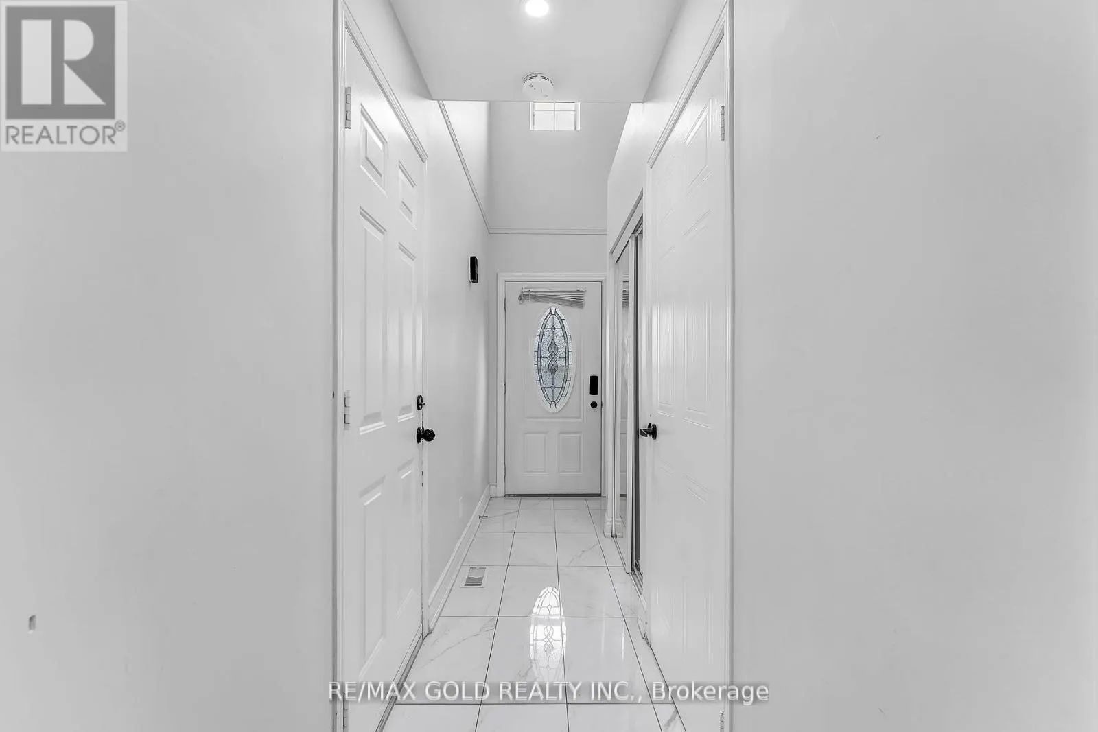 34 - 90 MOOREGATE CRESCENT