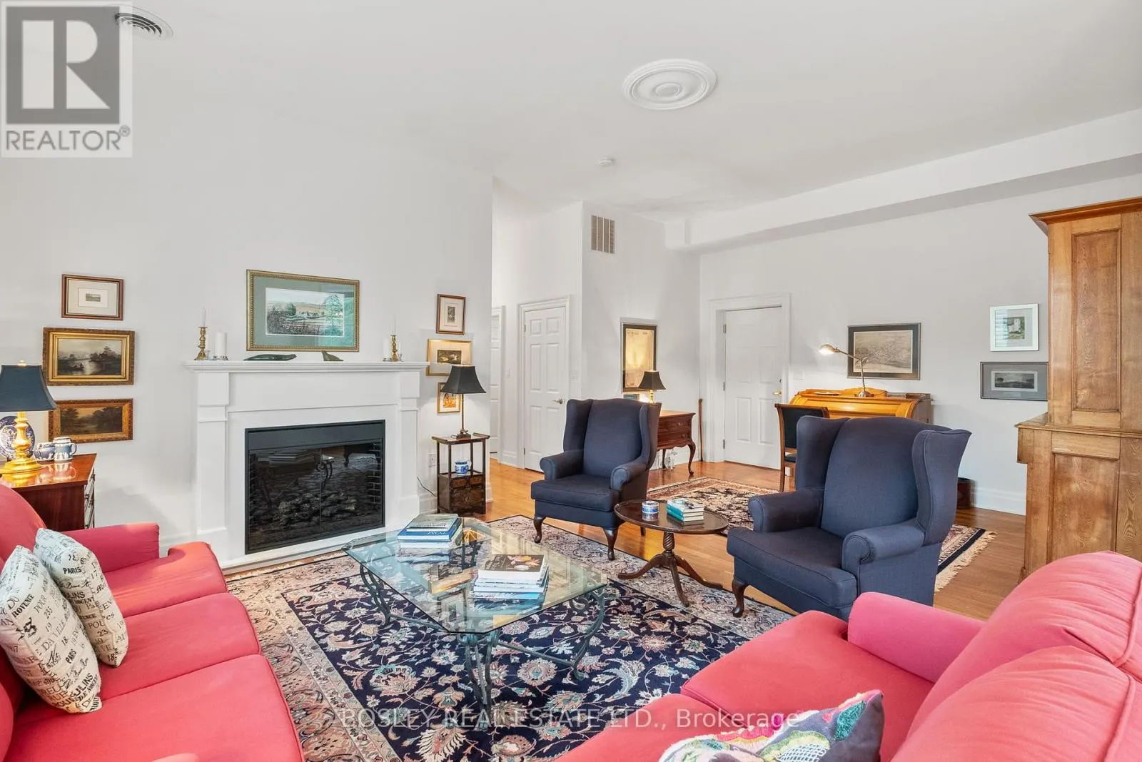 304 - 72 PINE STREET, #304