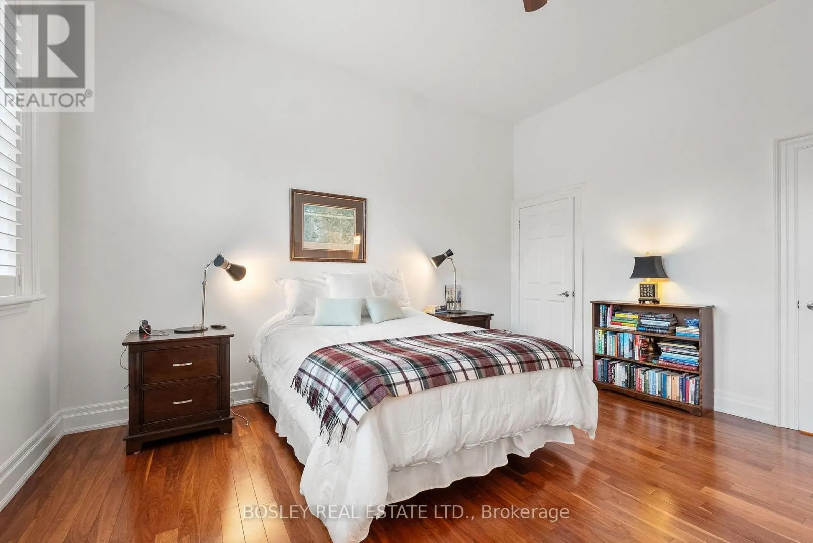 304 - 72 PINE STREET, #304