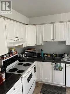 17 - 126 BELMONT DRIVE, #17