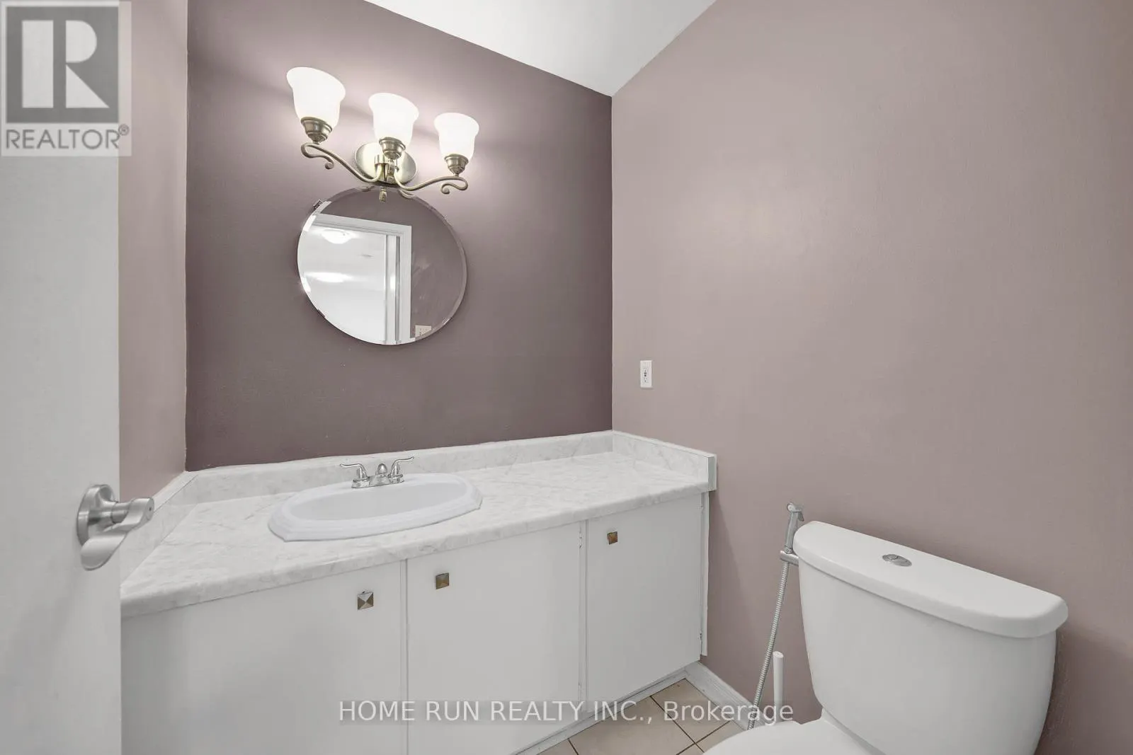 2555 HUNTERS POINT CRESCENT