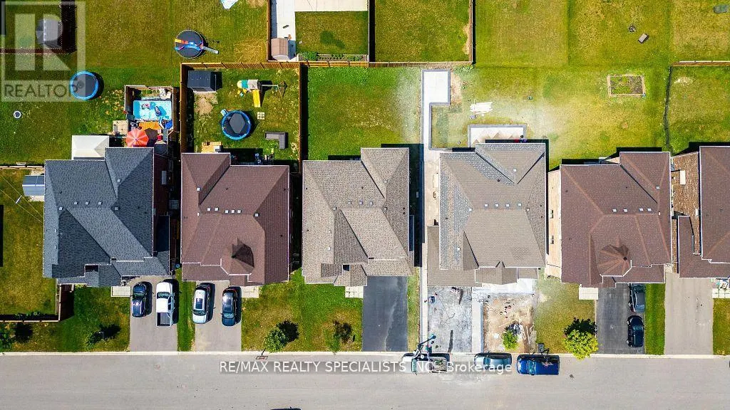 636 MCGILL LANE