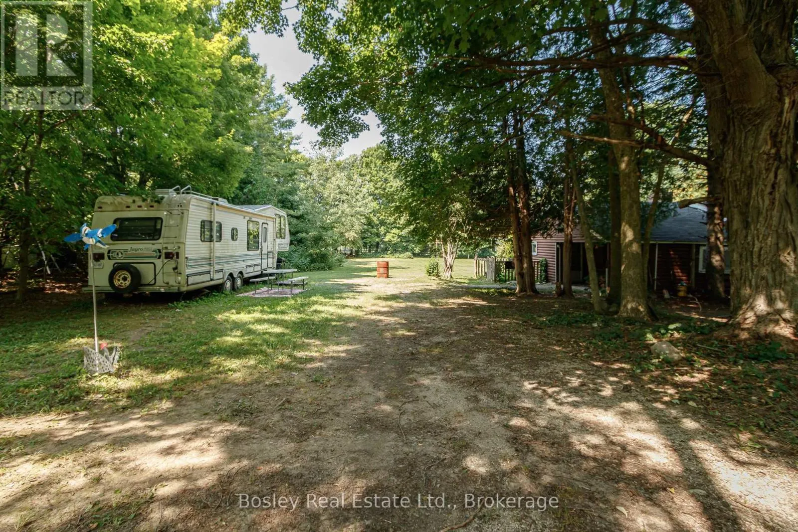 194588 GREY ROAD 13