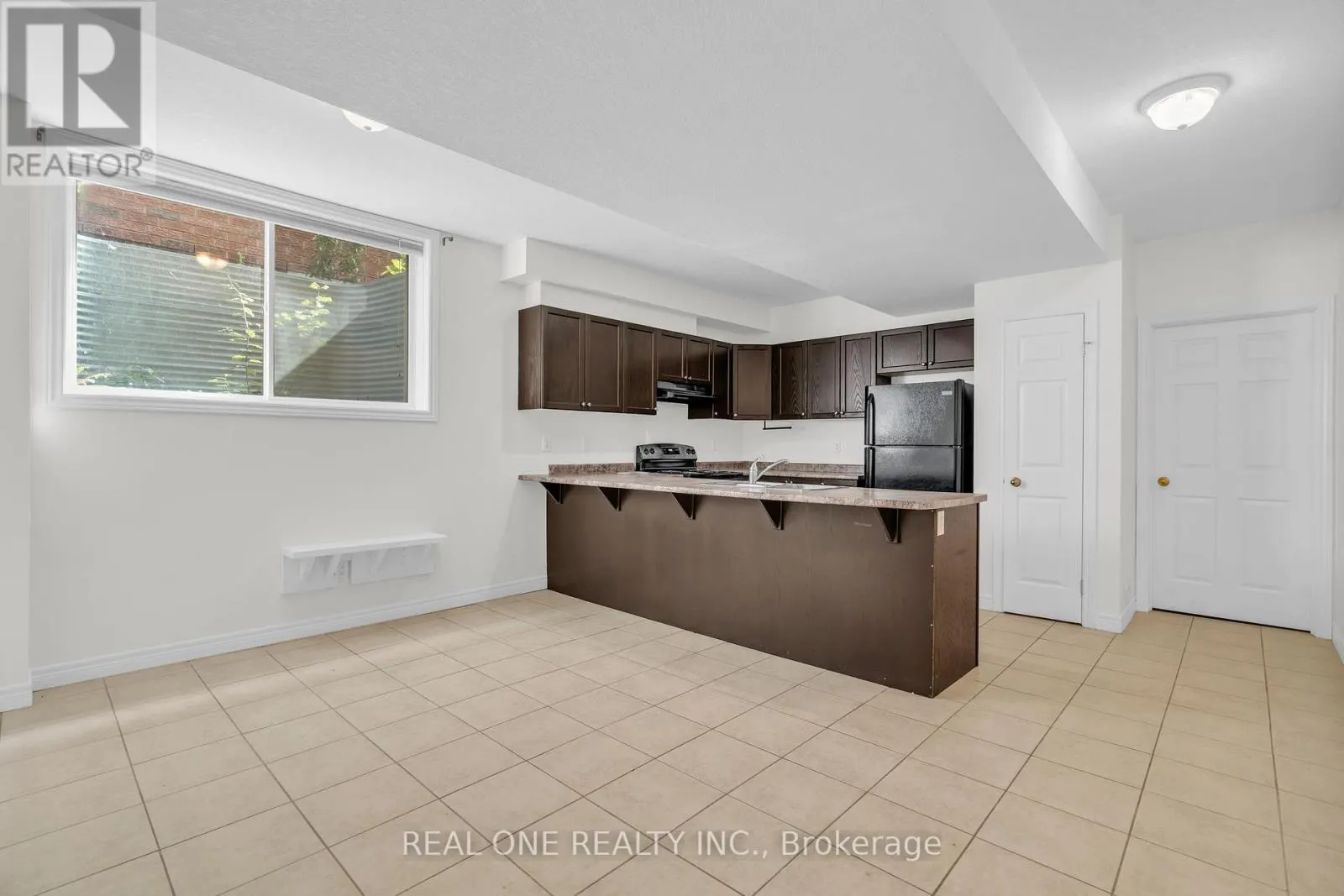 BASEMENT - 372 EASTVIEW ROAD