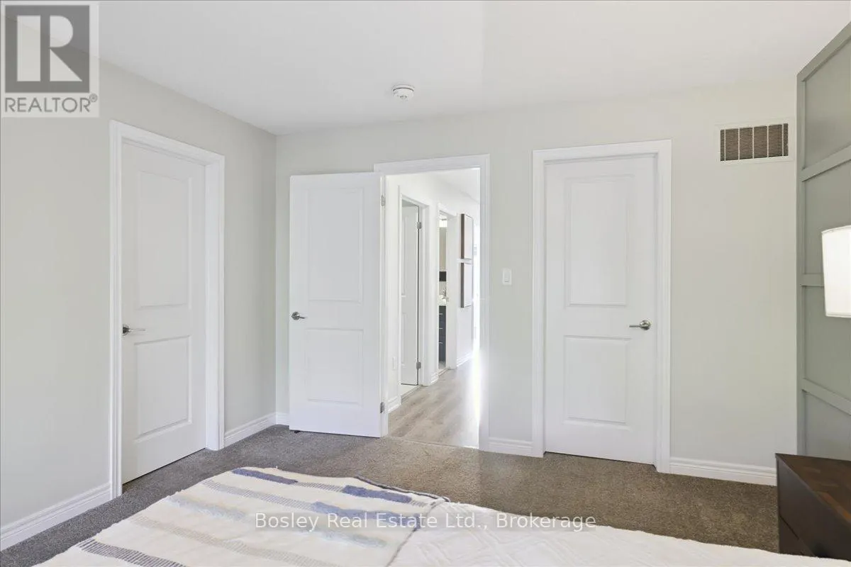 18 - 1890 RYMAL ROAD E, #18