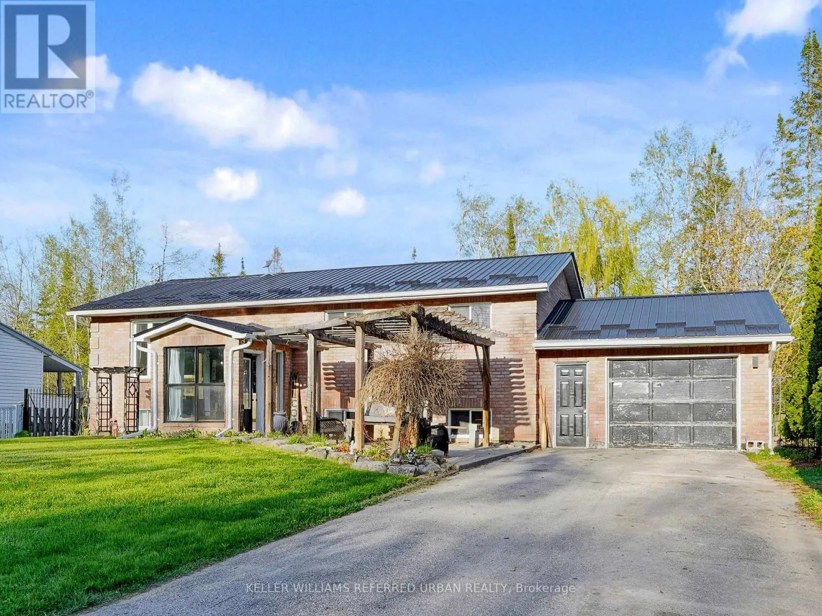 30 TRENT RIVER ROAD N