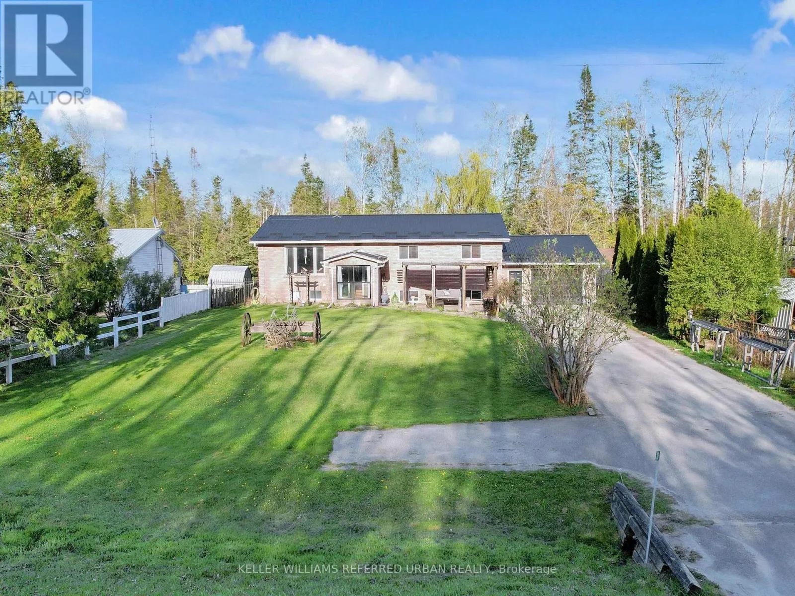 30 TRENT RIVER ROAD N