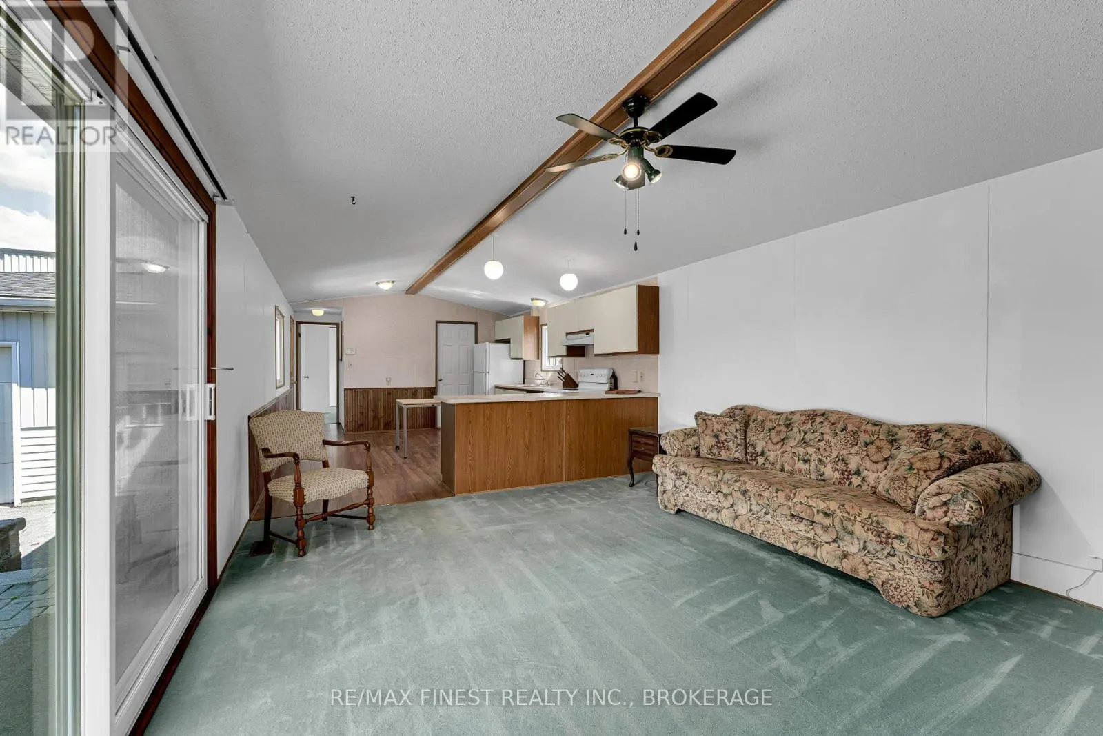 19 MAPLE DRIVE