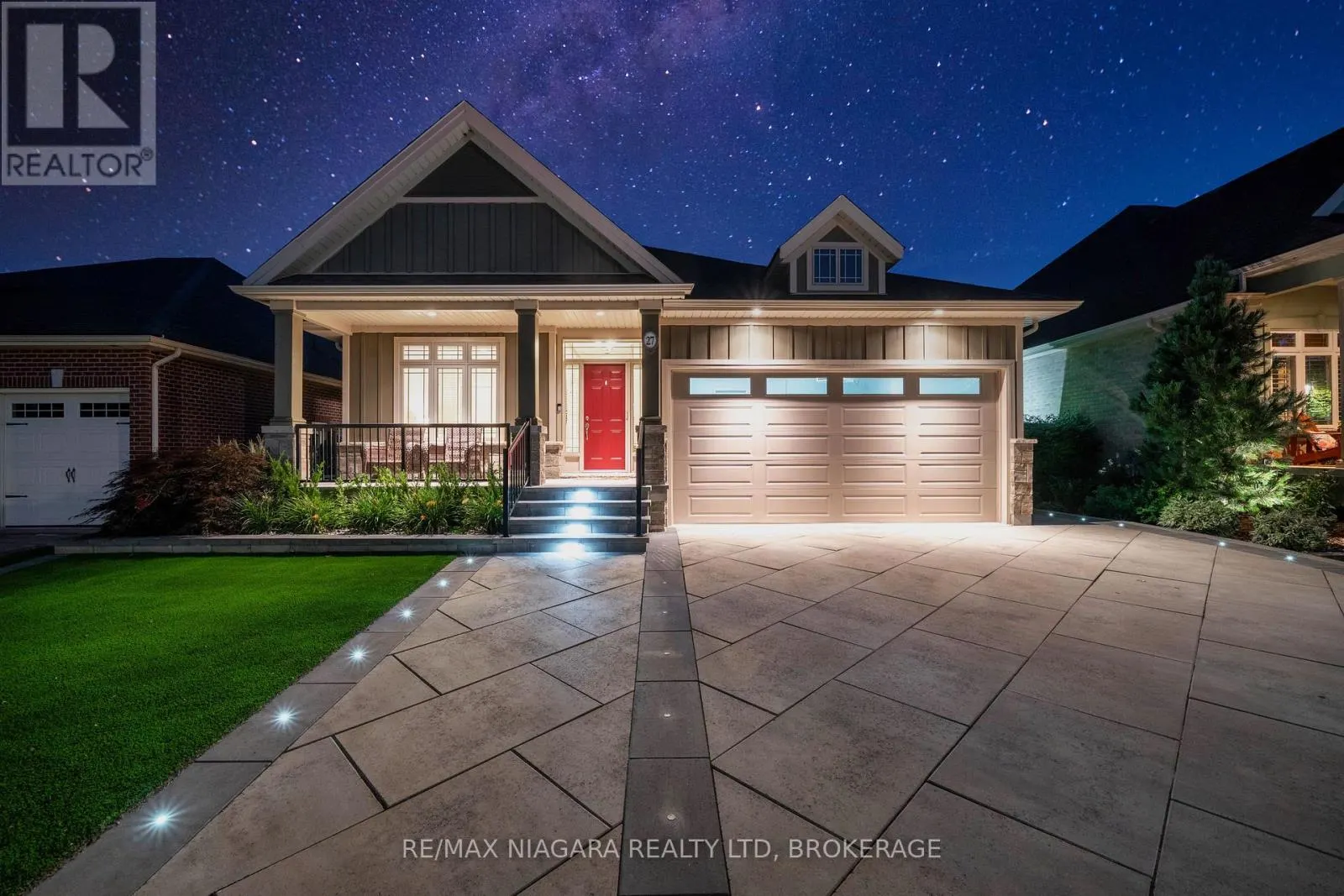 27 HICKORY AVENUE