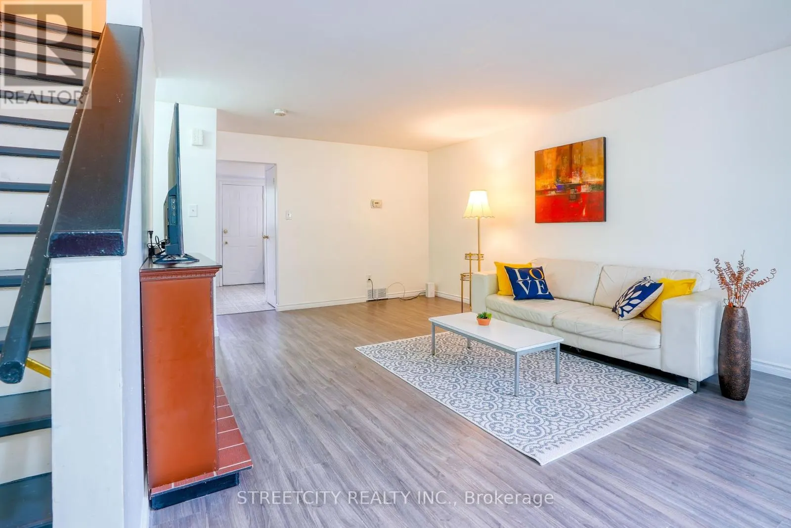 25 - 45 GATEWOOD PLACE, #25