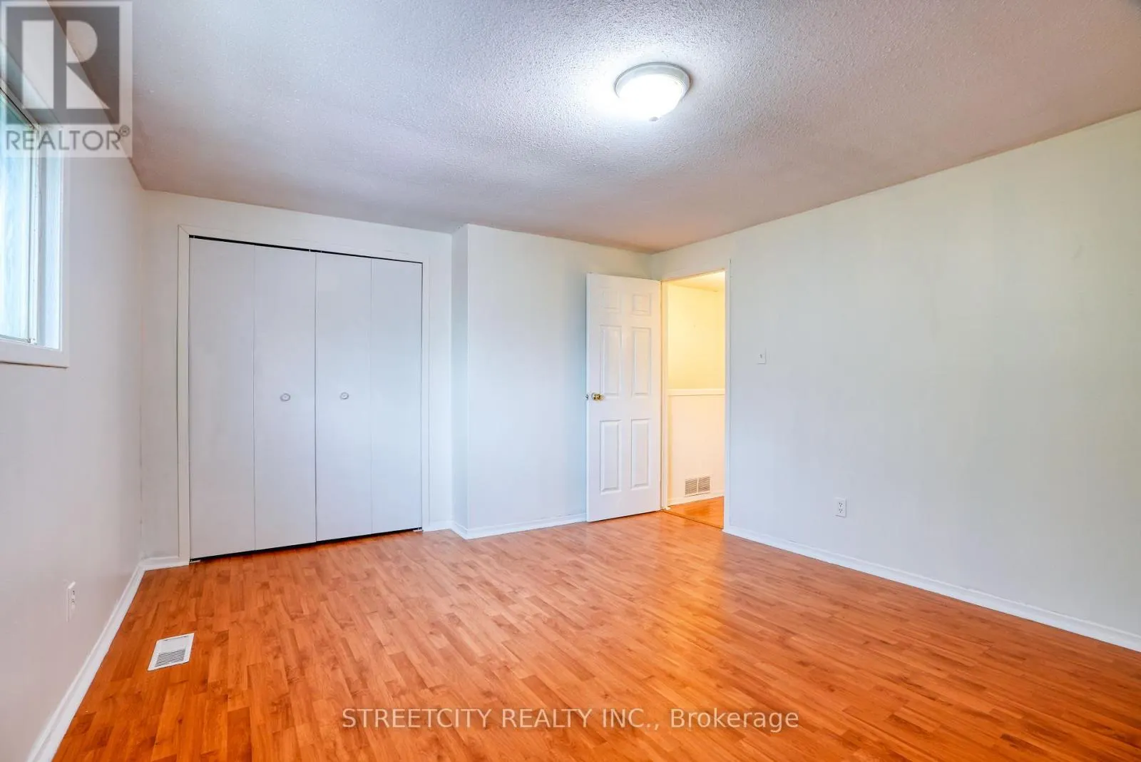 25 - 45 GATEWOOD PLACE, #25