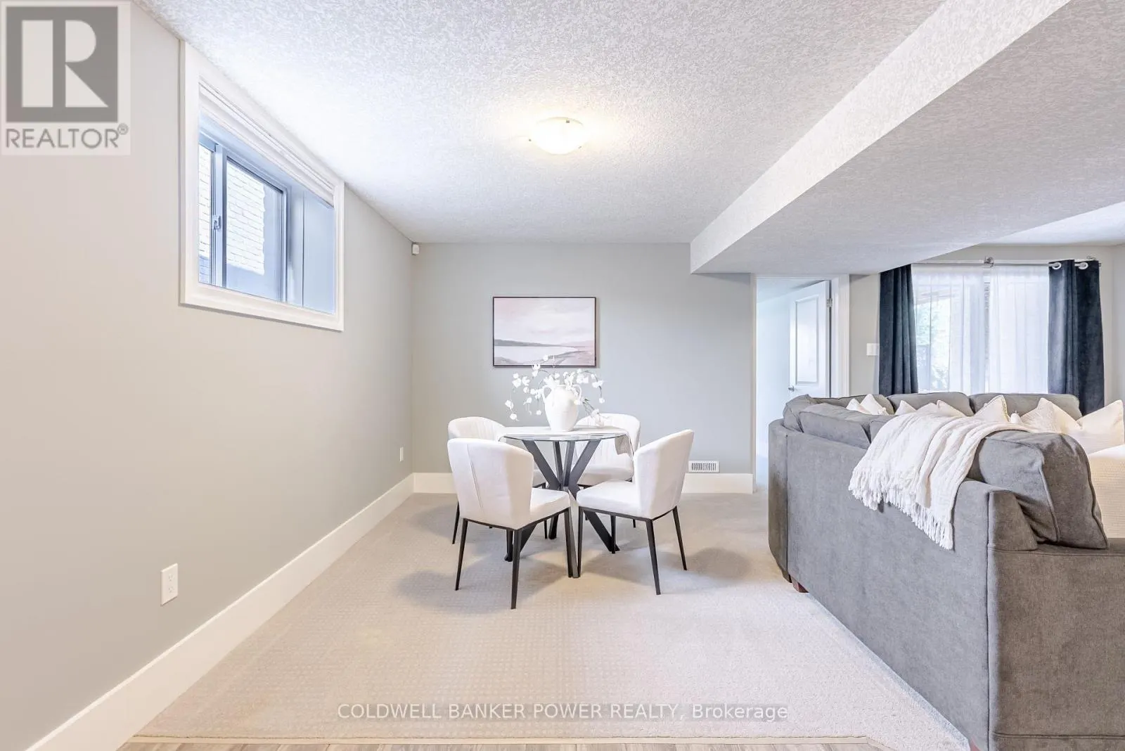18 - 2081 WALLINGFORD AVENUE, #18