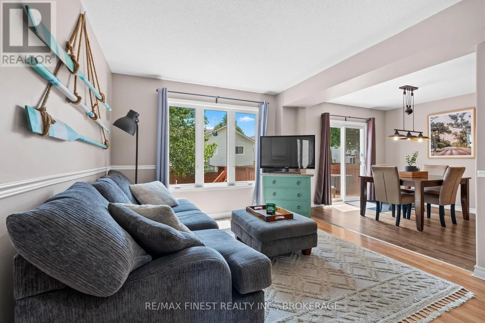 981 RAINBOW CRESCENT