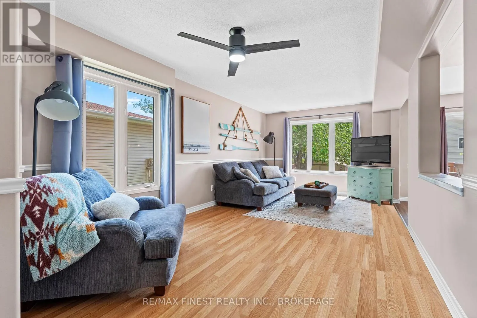 981 RAINBOW CRESCENT