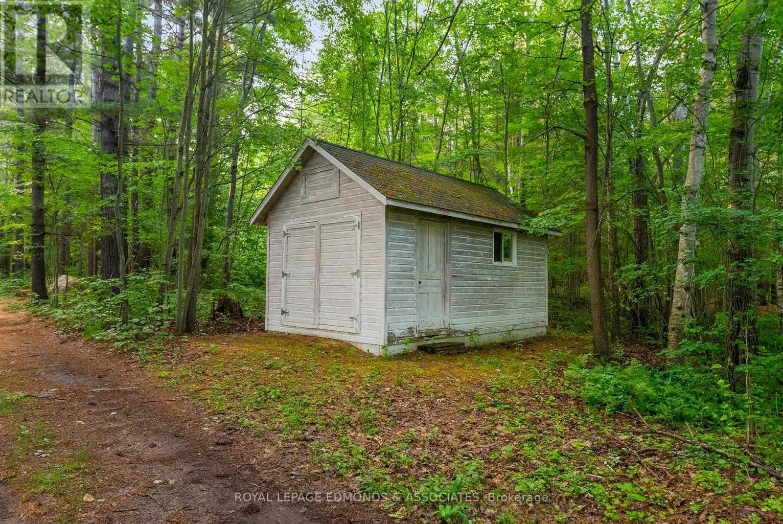 769 ROCK POINT LANE