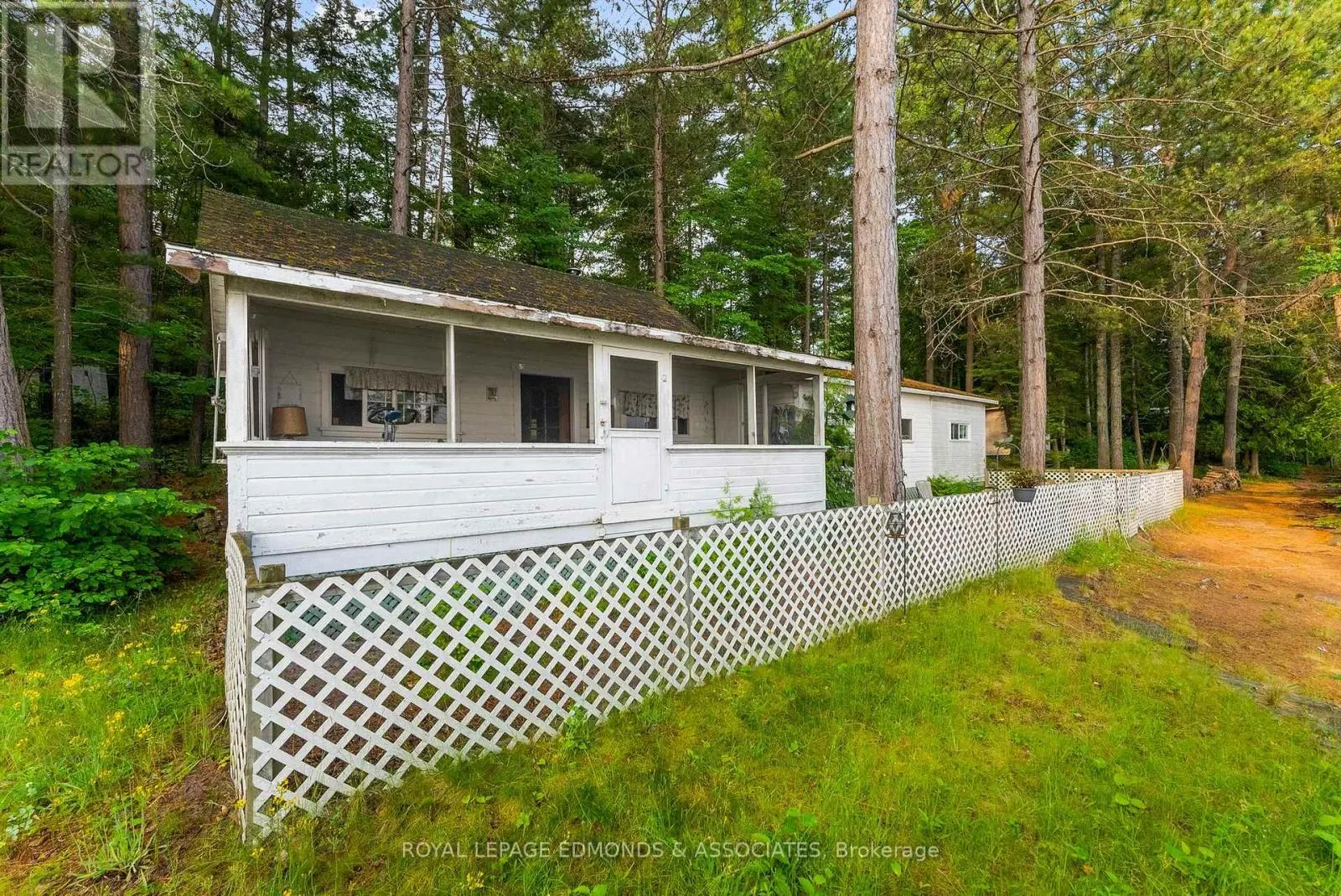 769 ROCK POINT LANE
